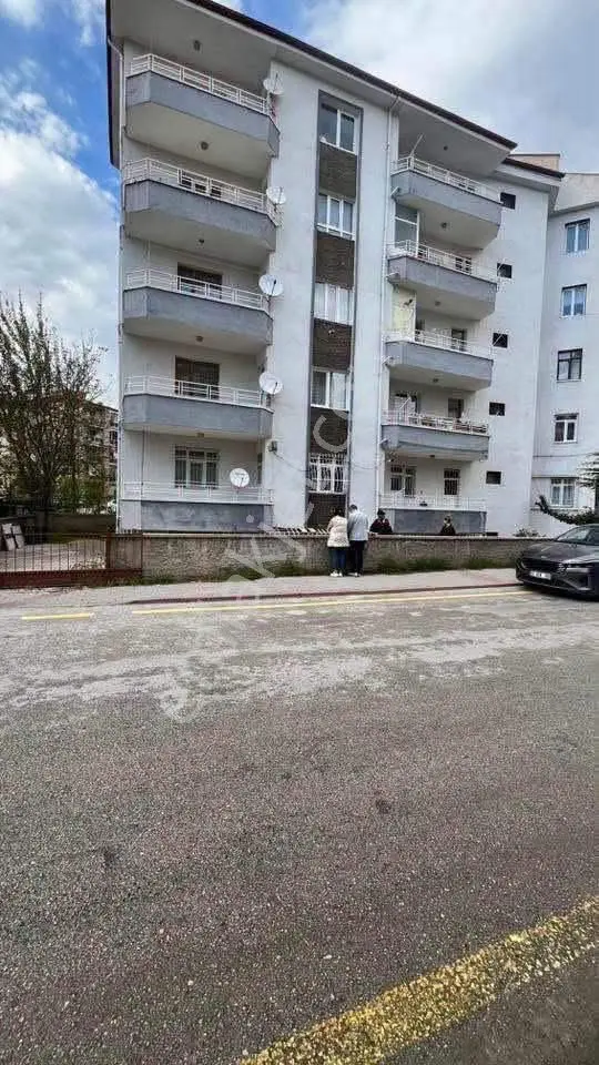 Niğde Mrz Selçuk Mah. Selçuk İlk Okulu Yanı Satılık Daire - Görsel 3