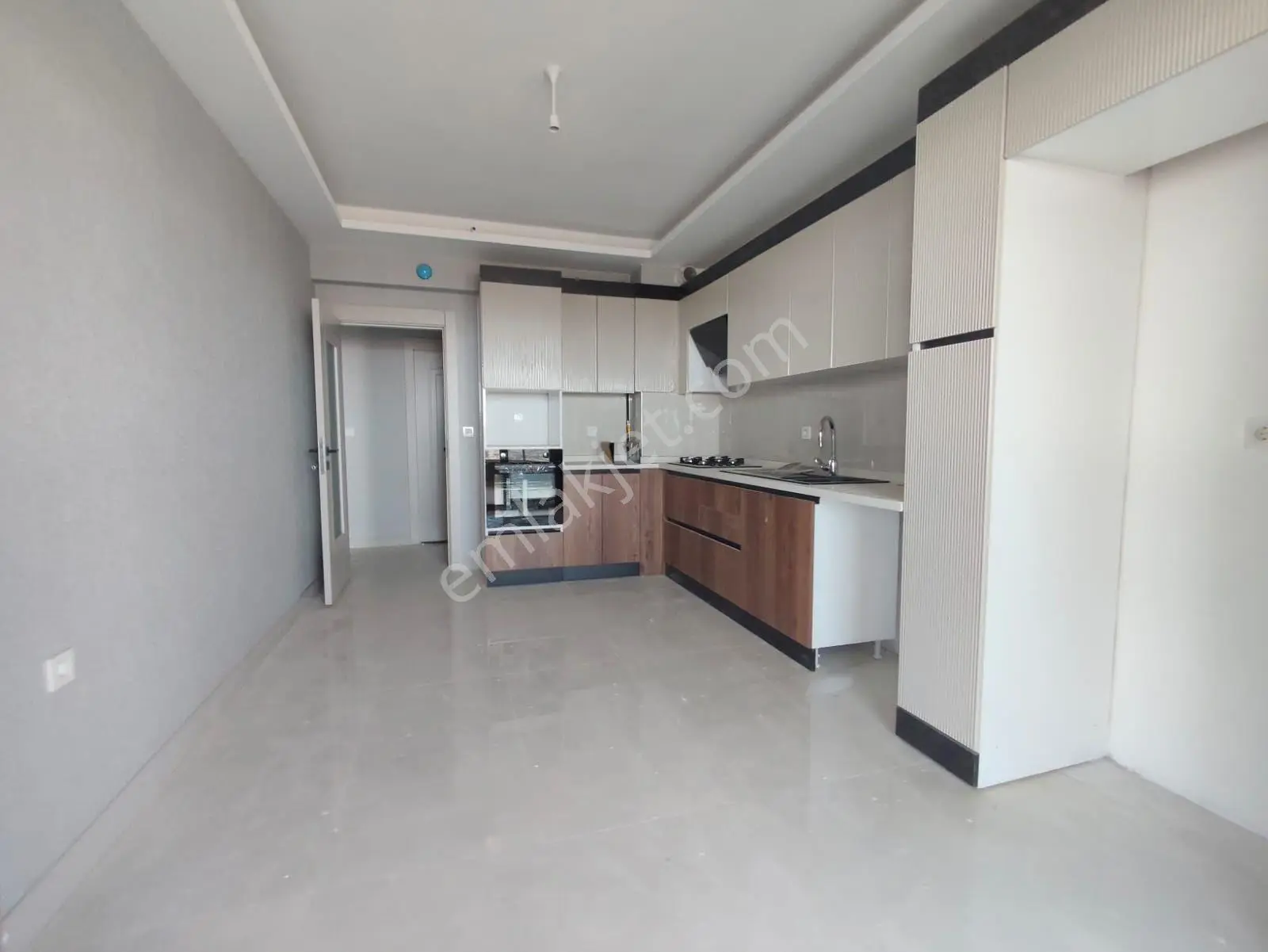 Yılmaz Gayrımenkulden Şehir Manzaralı 4+1 Giyinme Odalı Ebeveyn Banyolu 15 Katlı Bınanın 14 Katı - Görsel 30