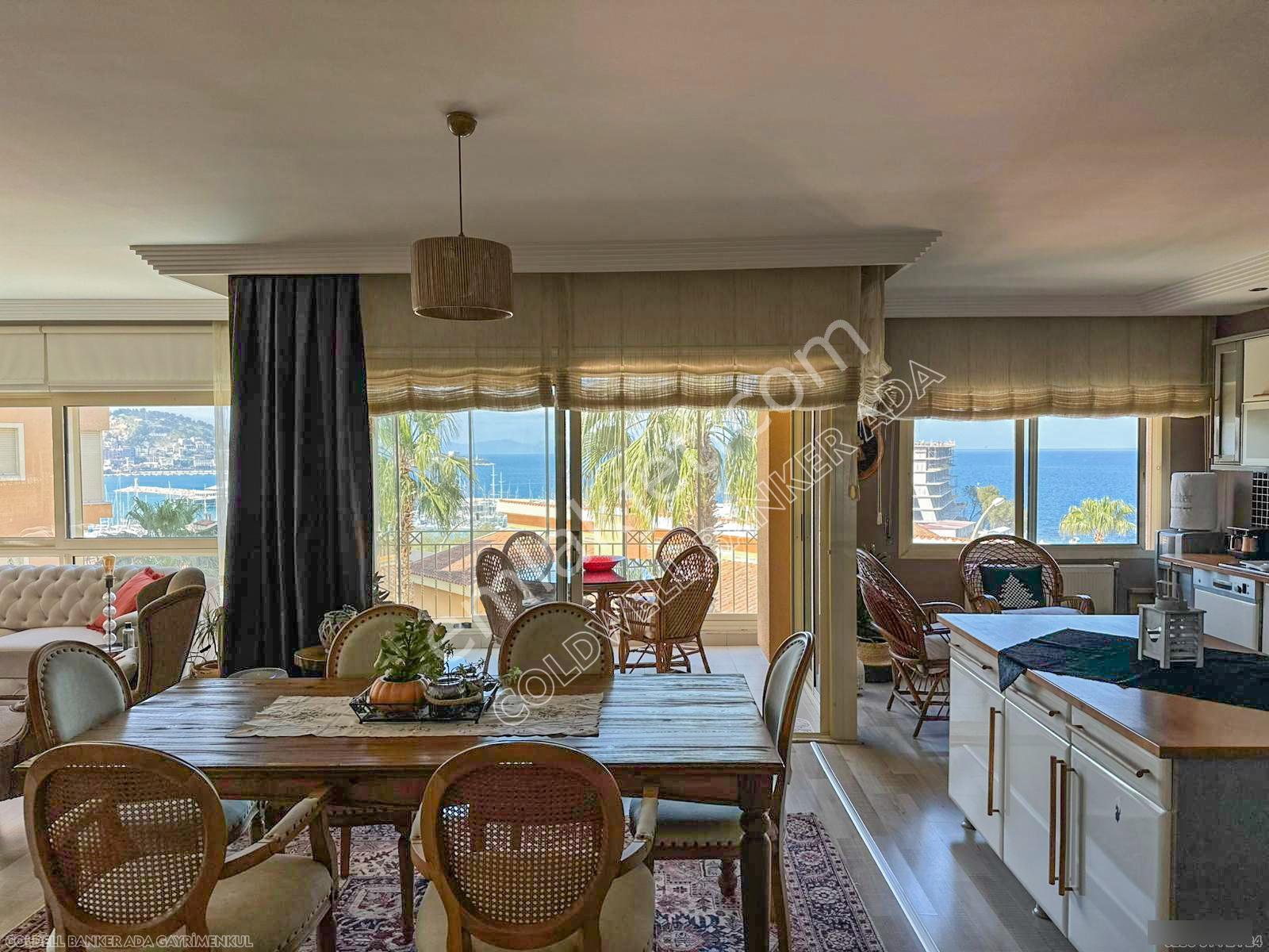 Kuşadası Marina Ege Vista Evlerinde Satılık 3+1 Prestijli Daire - Görsel 9