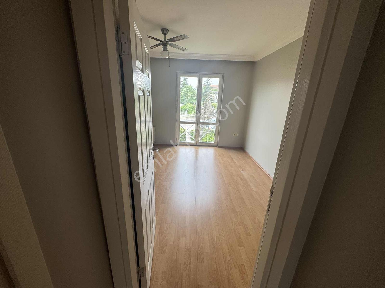 Kocaeli Zimit Yahyakaptan Site İçi Kiralık Villa - Görsel 23