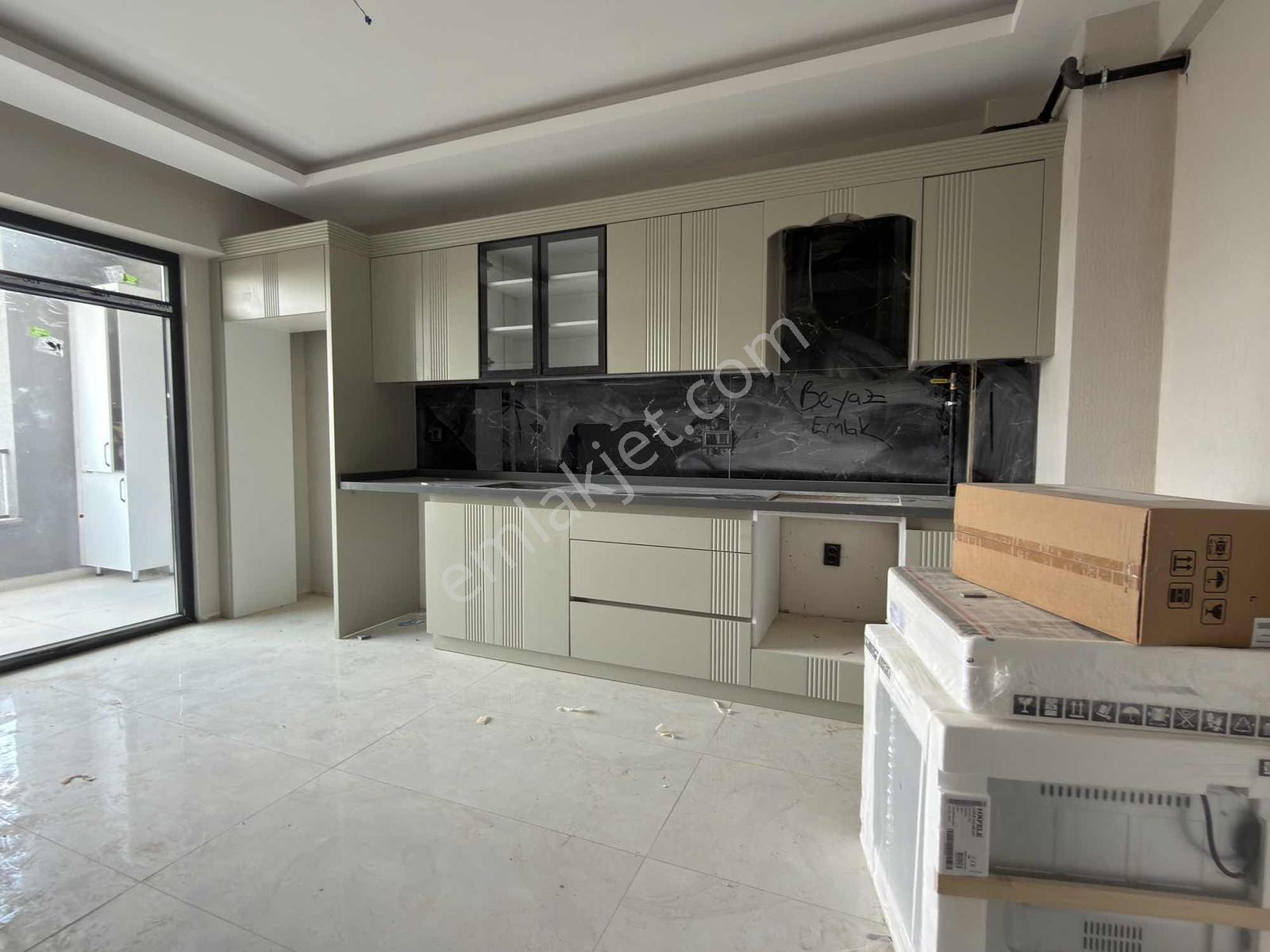 Selçuklu Esenlerde Lüks 3+1 | Kapalı Otopark | Yerden Isıtma - Görsel 20