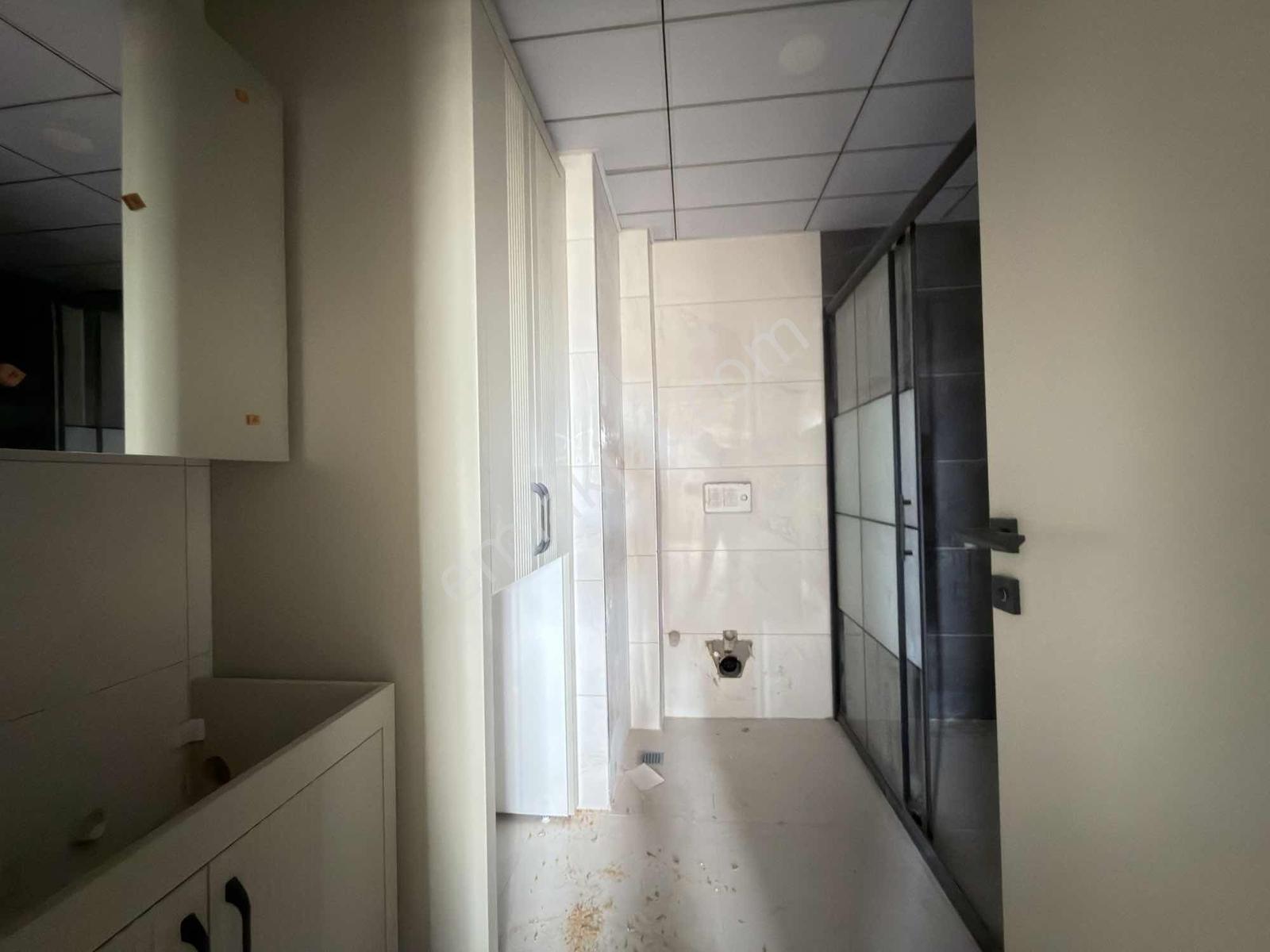 Selçuklu Esenlerde Lüks 3+1 | Kapalı Otopark | Yerden Isıtma - Görsel 19