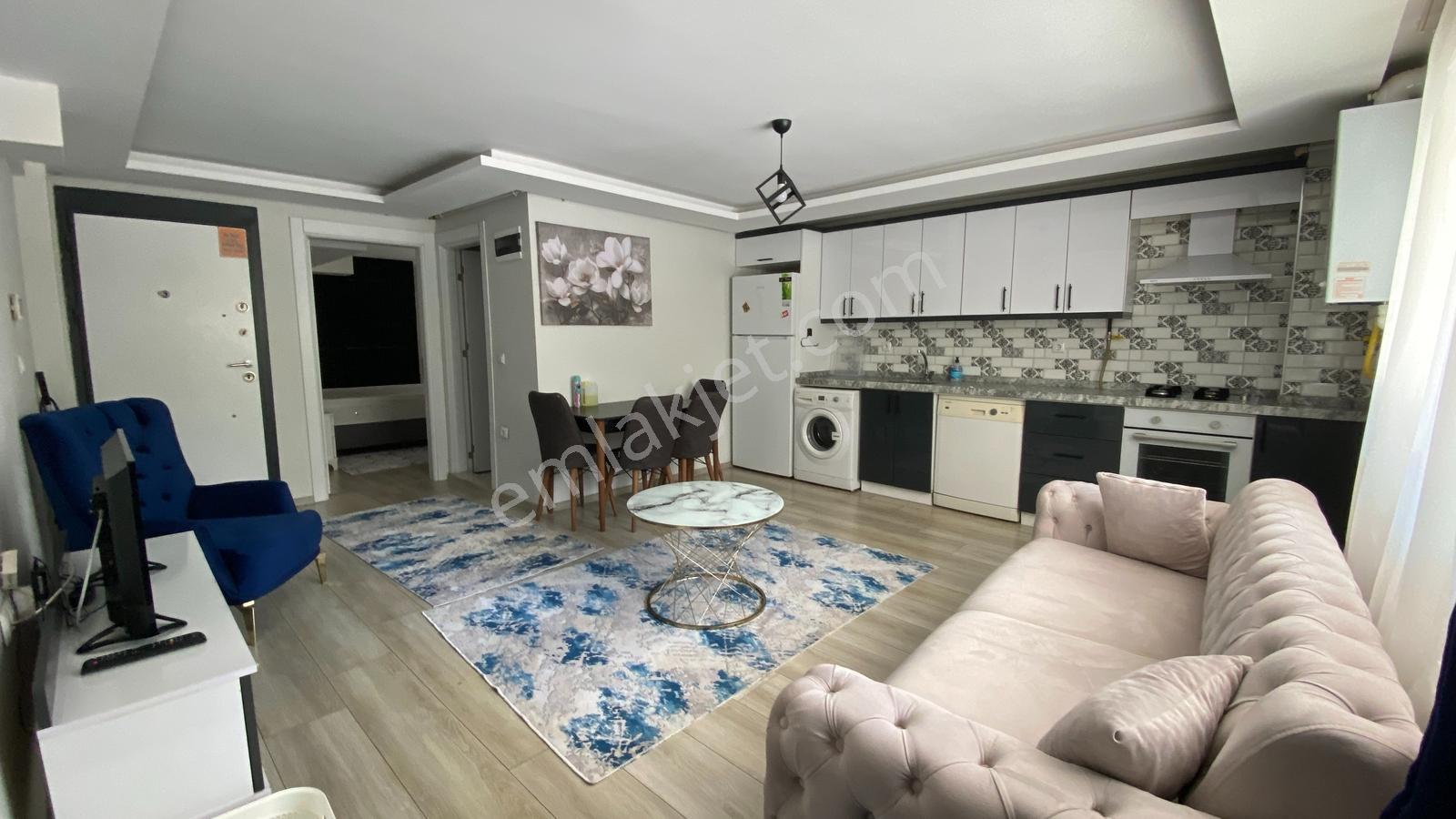 Bulut Emlak'tan Geniş Full Eşyalı 1+1 Kiralık Daire
