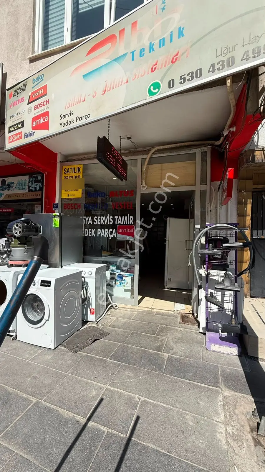 Öz Gaye Emlaktan Develi Çarşı Merkezde Satılık Dükkan