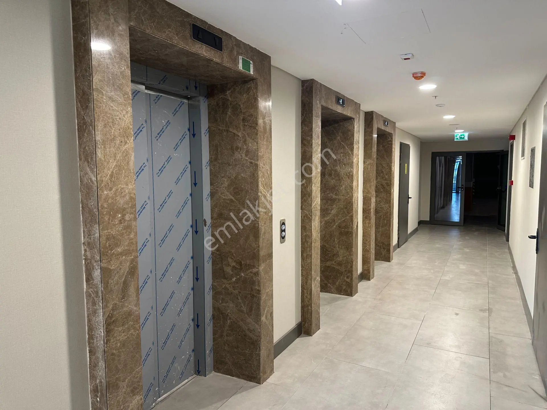 Fikirtepe Emlak Konut 6. Etap Panoramik Manzaralı Kiralık 2+1 - Görsel 2