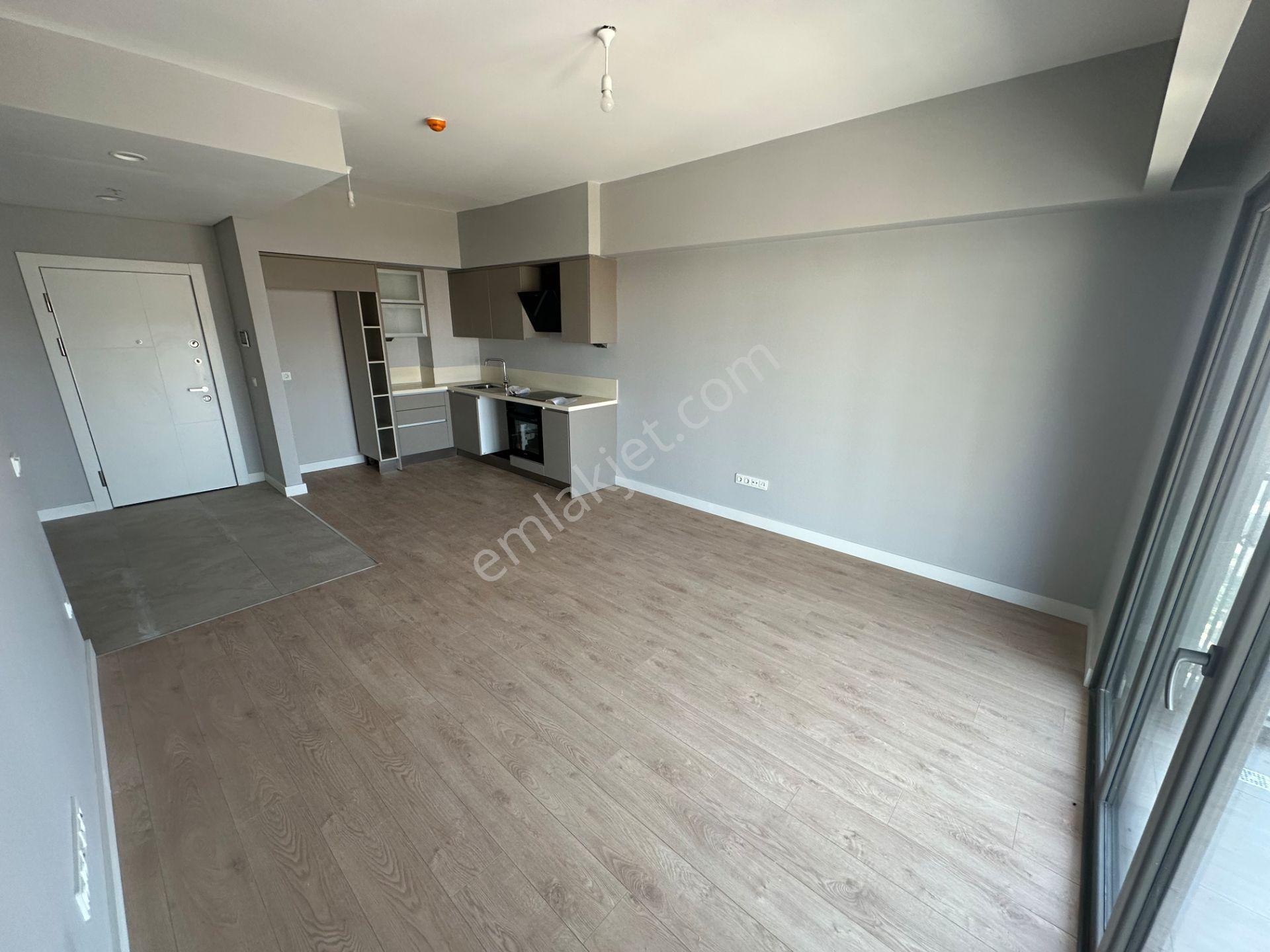Fikirtepe Emlak Konut 6. Etap Panoramik Manzaralı Kiralık 2+1 - Görsel 6
