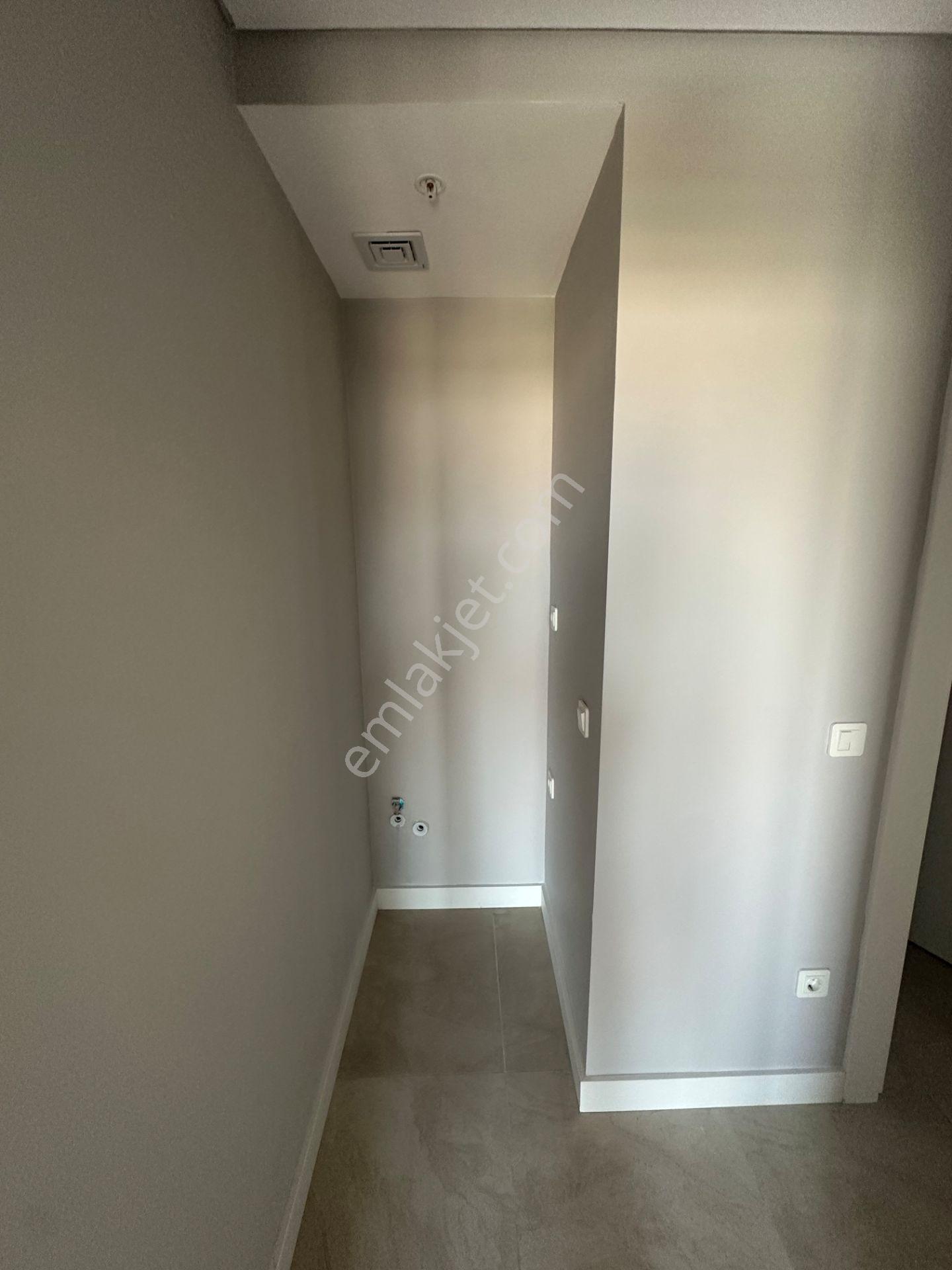 Fikirtepe Emlak Konut 6. Etap Panoramik Manzaralı Kiralık 2+1 - Görsel 14