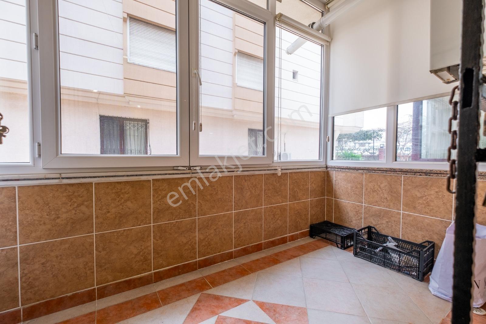 Florya Şenlikköy'de Tadilatlı Ve Temiz 3+1 Satılık Daire - Görsel 7