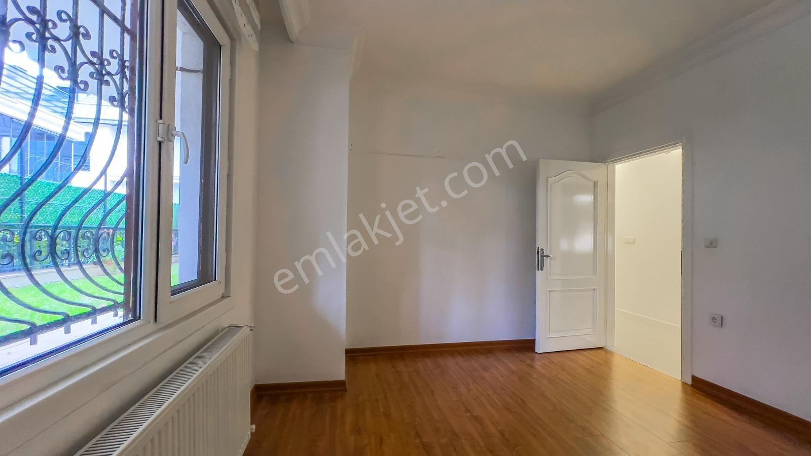 Florya Şenlikköy'de Tadilatlı Ve Temiz 3+1 Satılık Daire - Görsel 28