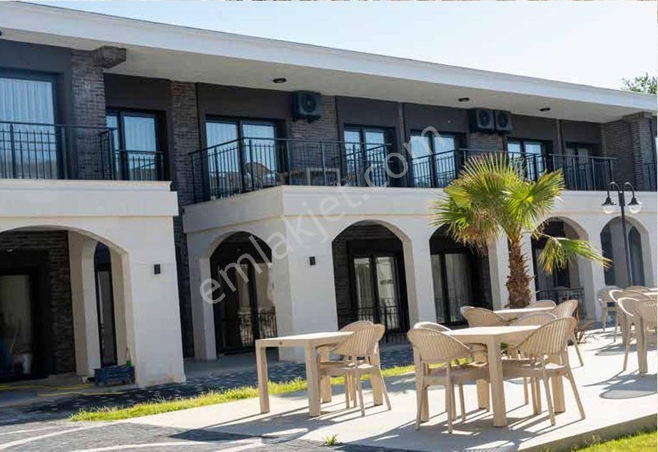 Kuştur Sahiline 550 Metre Havuzlu Ve Güvenlikli Sitede 2+1 - Görsel 14