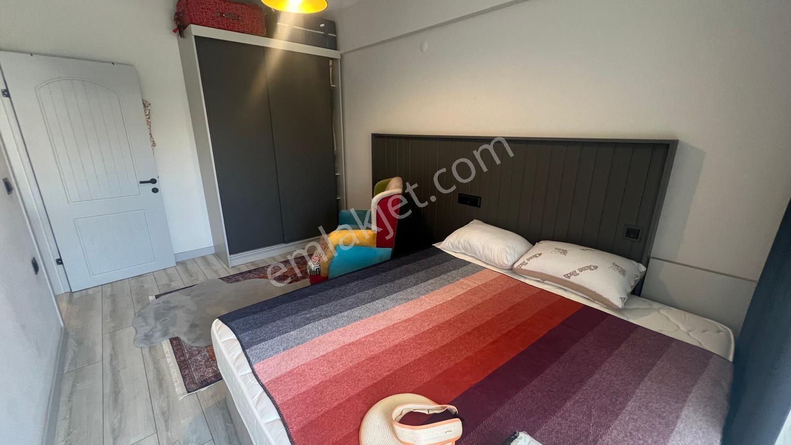 Kuştur Sahiline 550 Metre Havuzlu Ve Güvenlikli Sitede 2+1 - Görsel 25