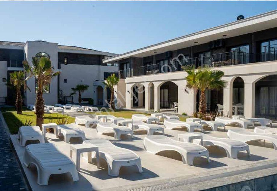 Kuştur Sahiline 550 Metre Havuzlu Ve Güvenlikli Sitede 2+1 - Görsel 17