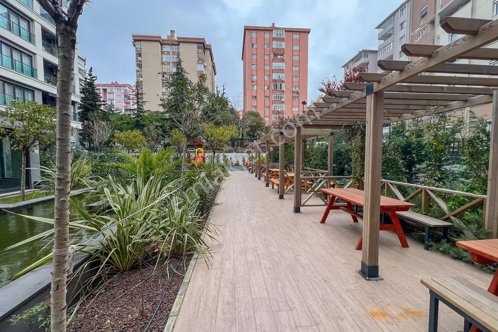 Beylikdüzü'nde Alya Dolunay Sitesinde 5+2 Satılık Dubleks Daire - Görsel 8