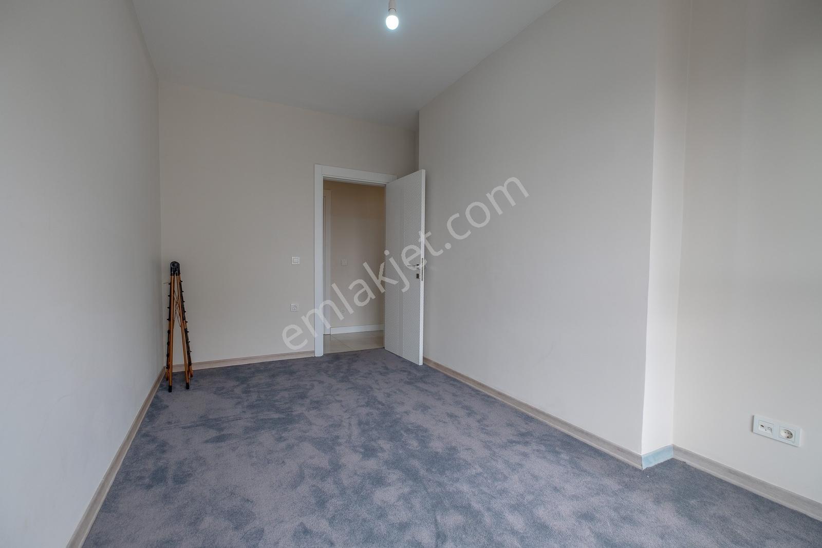 Beylikdüzü'nde Alya Dolunay Sitesinde 5+2 Satılık Dubleks Daire - Görsel 19