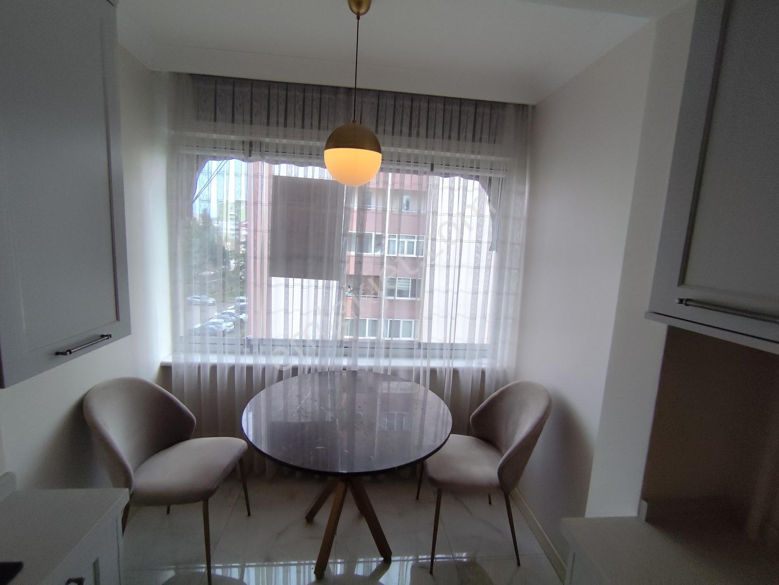 İzmit Yahyakaptanda Eşsiz Eşyalı Kiralık Daire 3+1 - Görsel 2