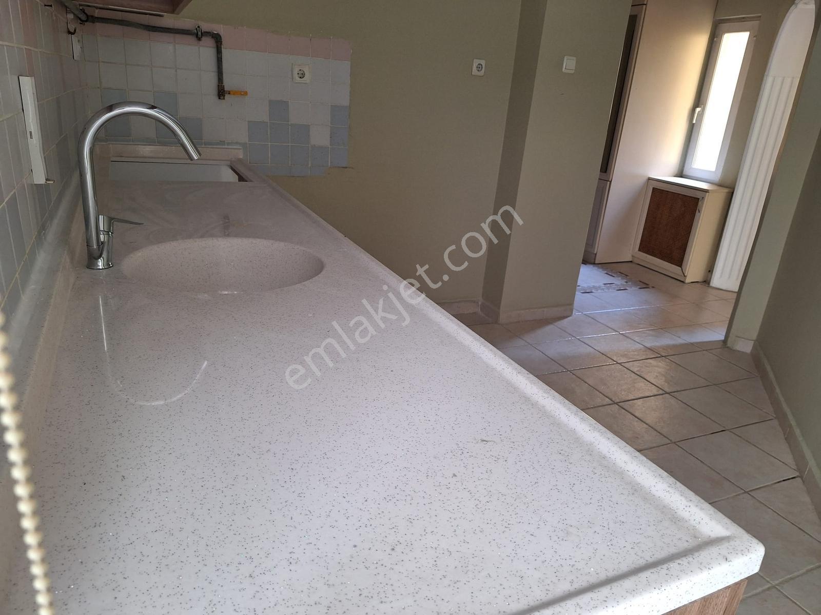 Esen'den Site İçi / Pazara 1 - Metroya 5 Dk Kiralık Daire - Görsel 24