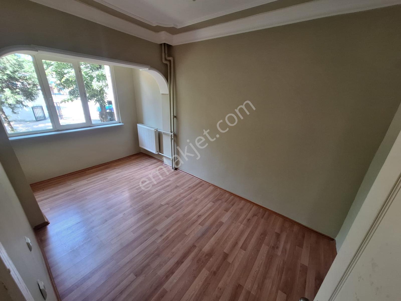 Esen'den Site İçi / Pazara 1 - Metroya 5 Dk Kiralık Daire - Görsel 11