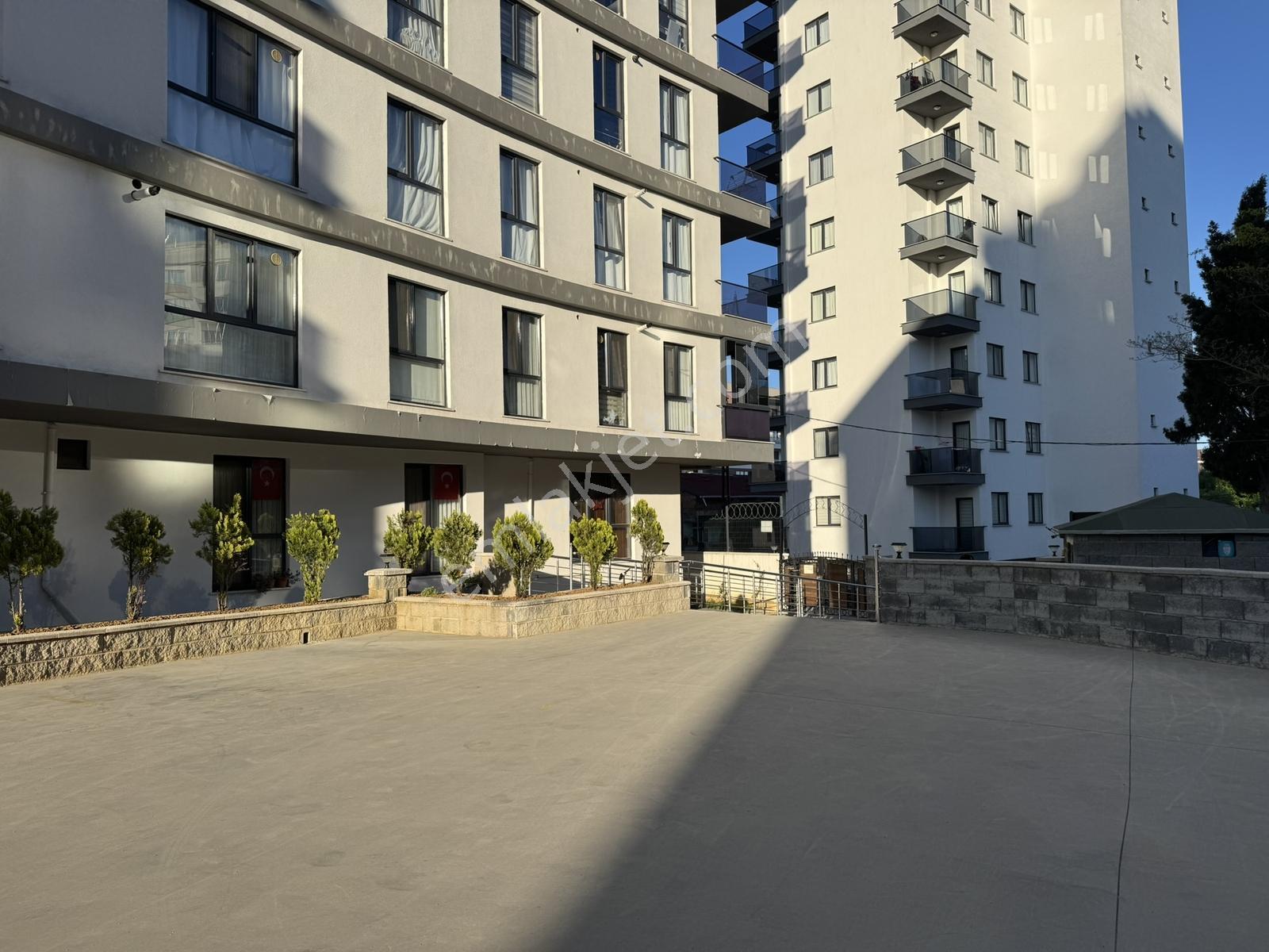 Çekmeköy Defnedalı Sitesi 2. Kat Kiralık 2+1 Daire - Görsel 21