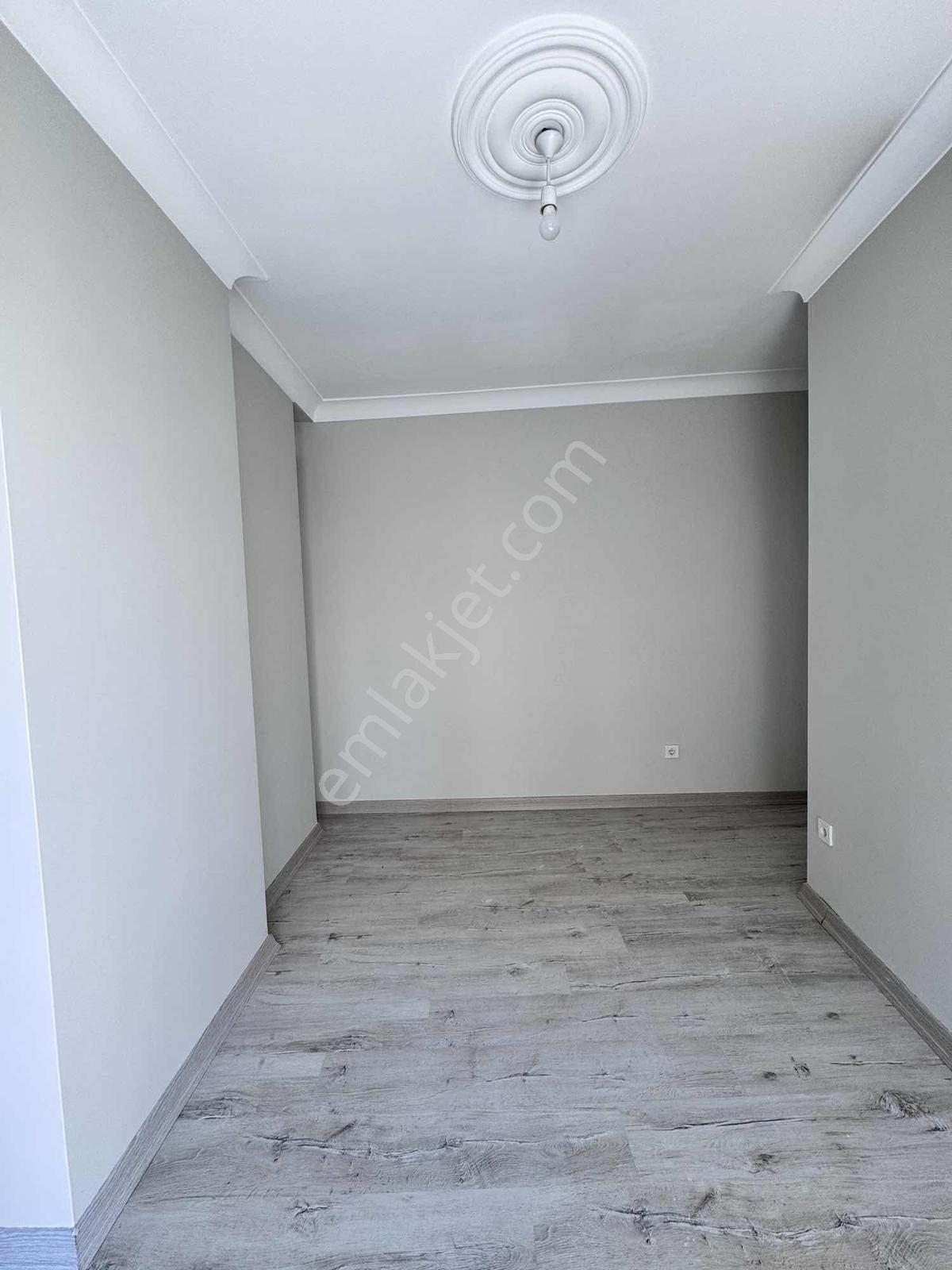 Çekmeköy Defnedalı Sitesi 2. Kat Kiralık 2+1 Daire - Görsel 19