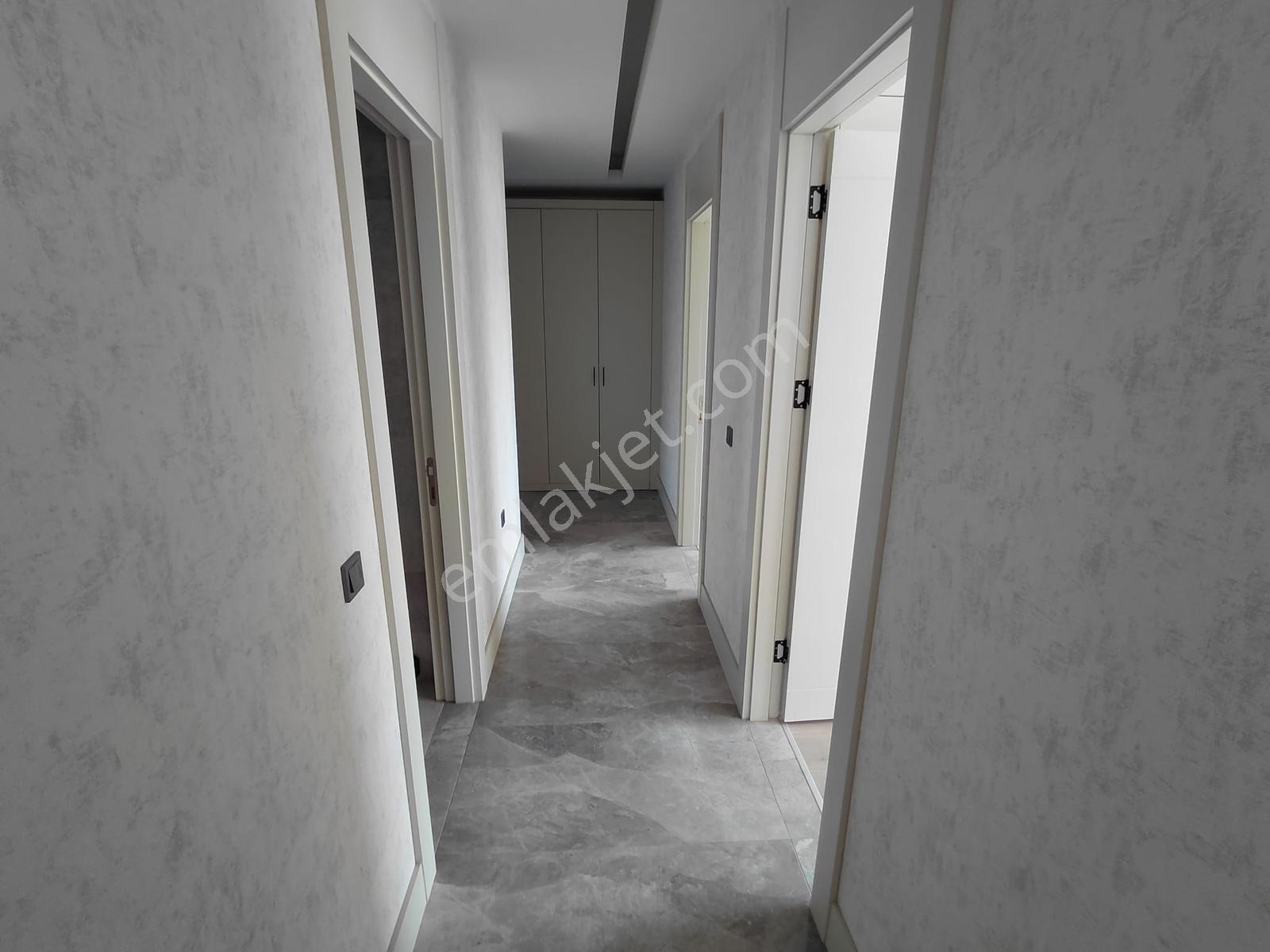 Yapay Göl Projeli 4,5+1 Full Yapılı Tam Donanımlı Sitede - Görsel 7