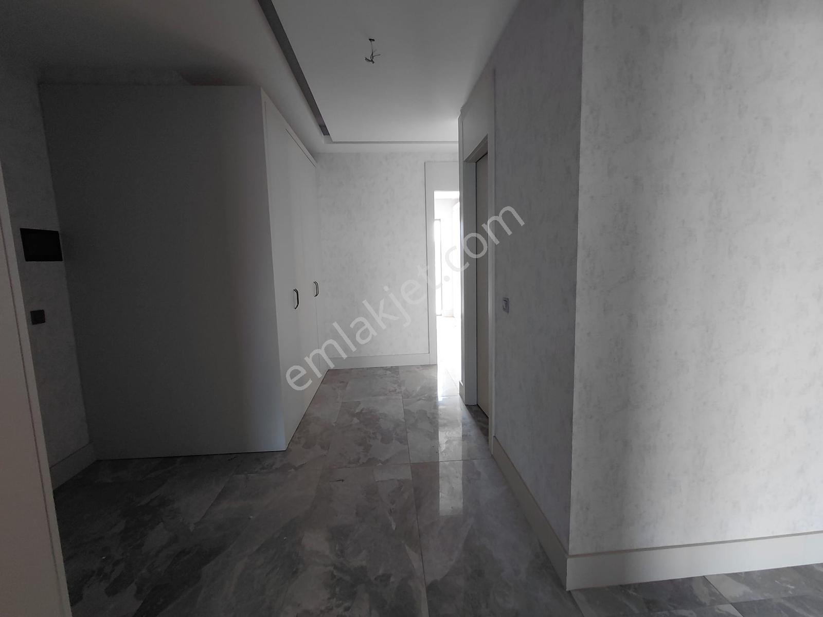 Yapay Göl Projeli 4,5+1 Full Yapılı Tam Donanımlı Sitede - Görsel 26