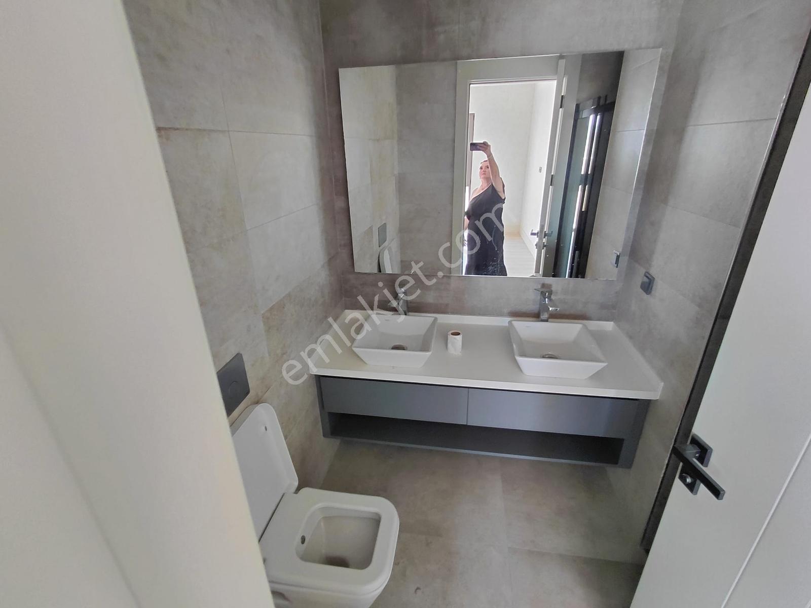Yapay Göl Projeli 4,5+1 Full Yapılı Tam Donanımlı Sitede - Görsel 21