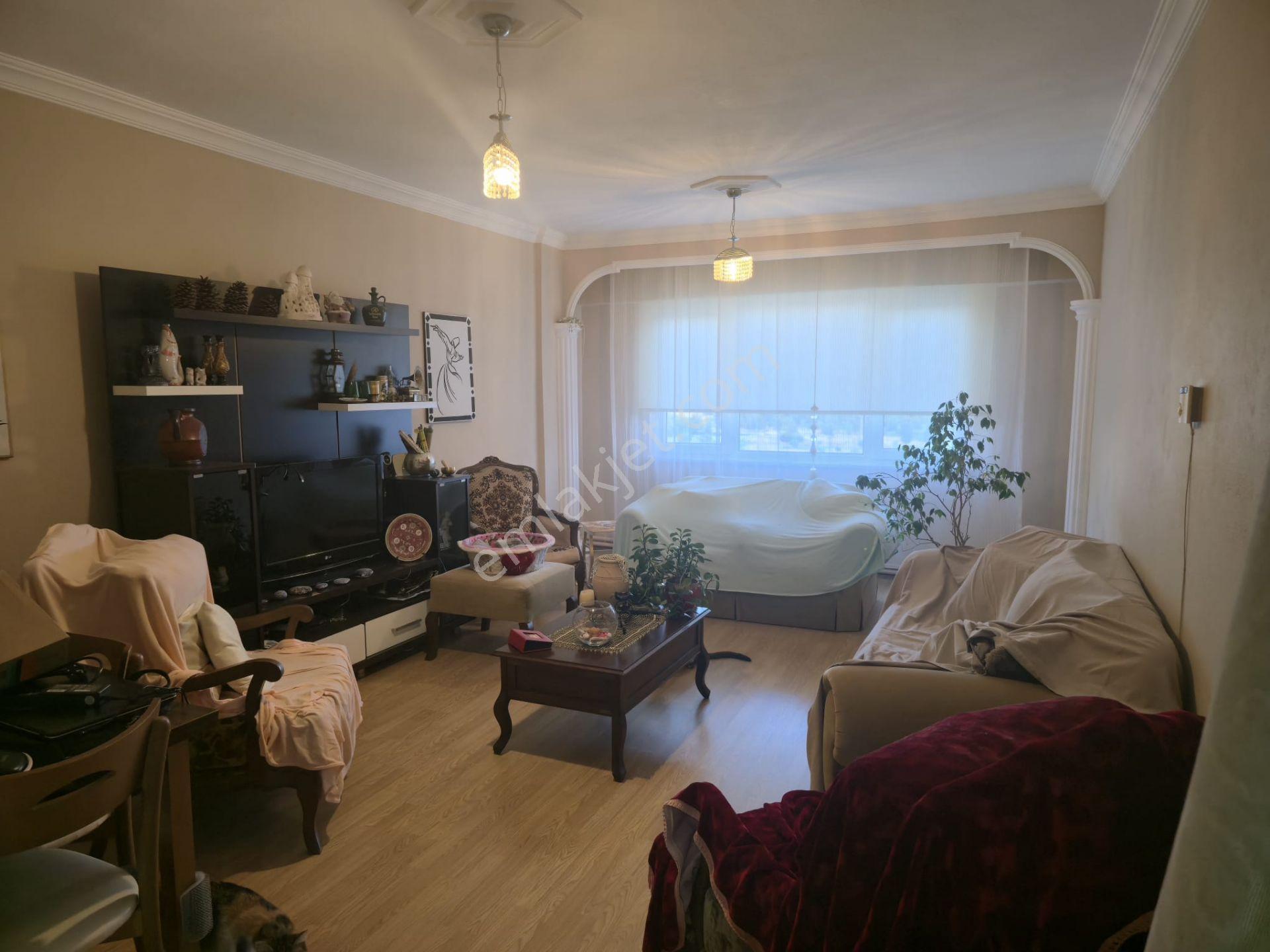 Belediye Konutları Uzay Blok 3+1 Satılık Ara Kat Daire - Görsel 32