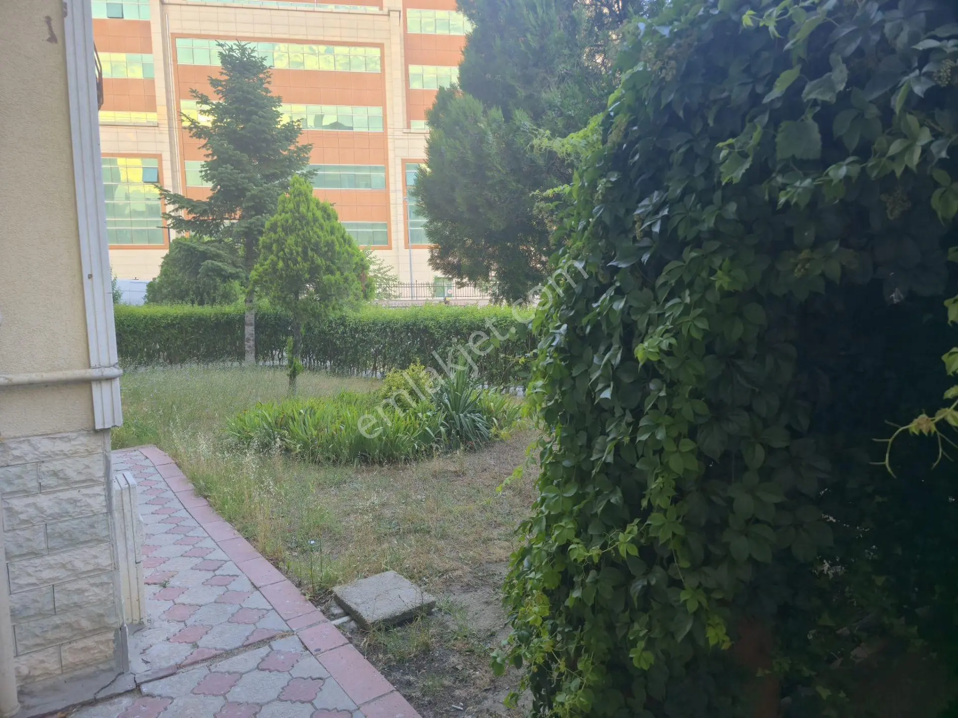Belediye Konutları Uzay Blok 3+1 Satılık Ara Kat Daire - Görsel 4