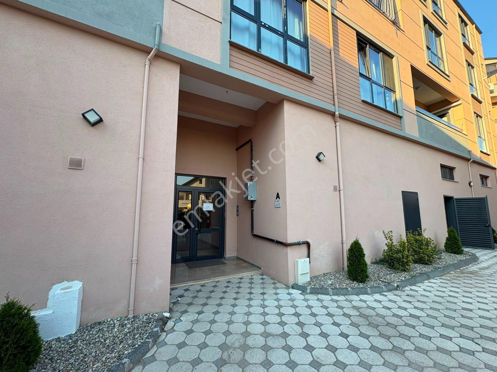 Altın Emlak'tan Kartepe Köseköy Vizyonpark'ta 3+1 Kiralık Daire - Görsel 5