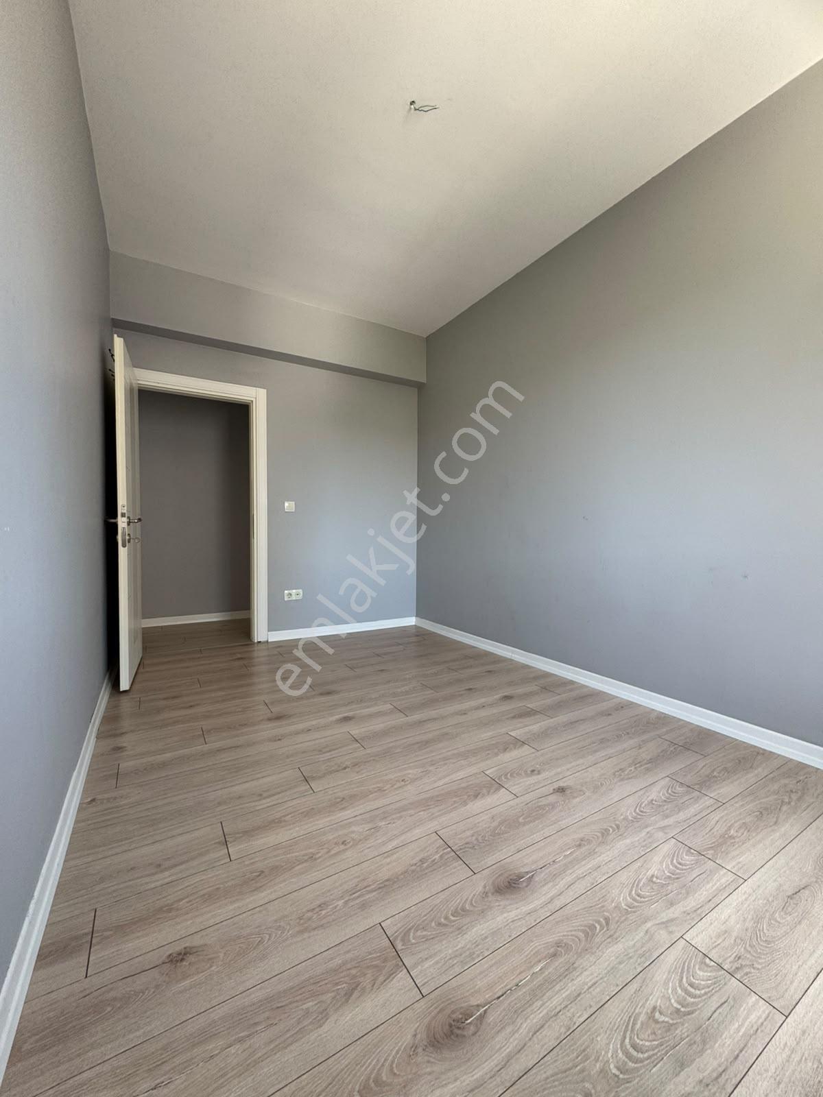 Cumhuriyet Mah. Neba Bahçe Sitesi'nde Kiralık 3+1 Daire! - Görsel 3