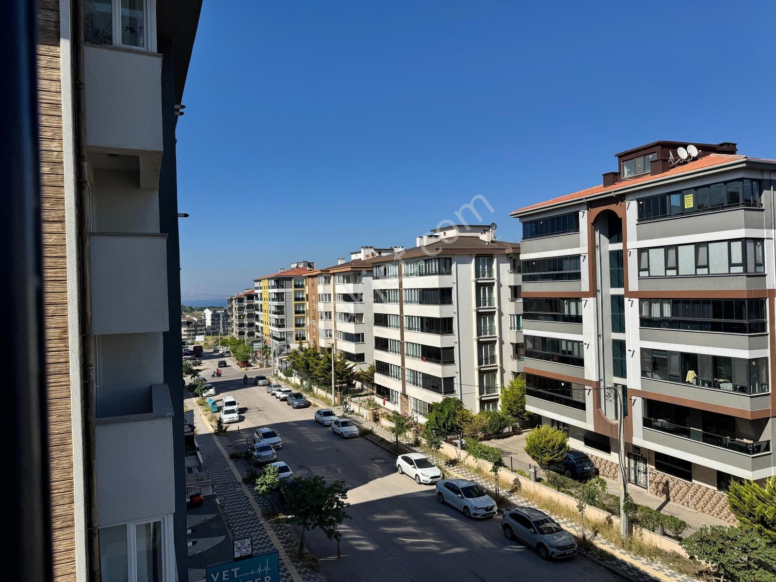 Sevinç'ten Paşakent Mahallesinde Eşyalı Kiralık 1+1 - Görsel 10
