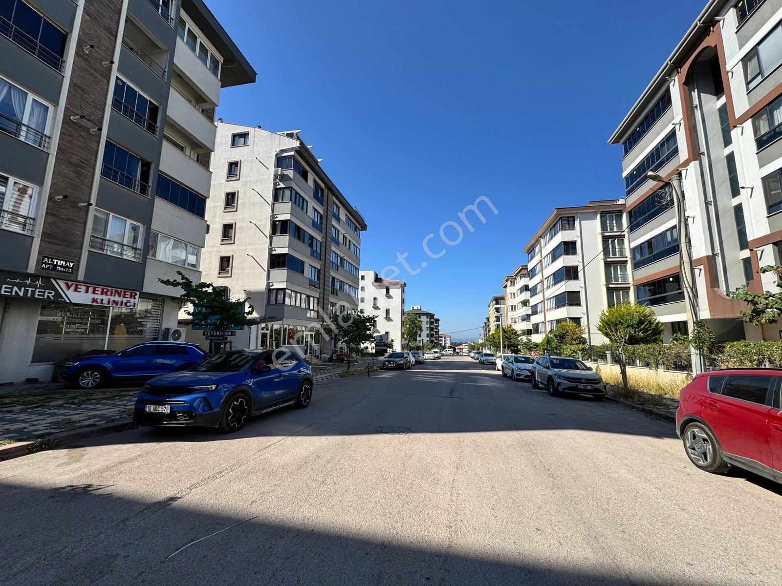 Sevinç'ten Paşakent Mahallesinde Eşyalı Kiralık 1+1 - Görsel 32