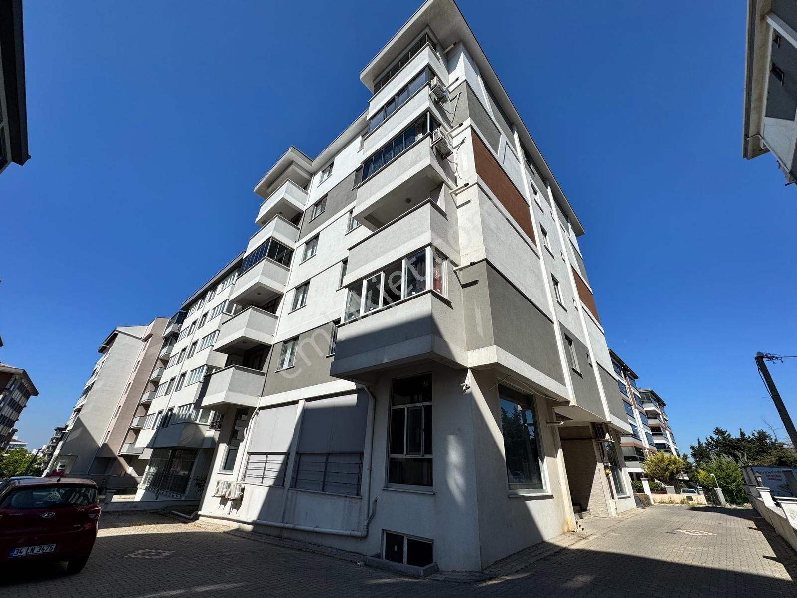 Sevinç'ten Paşakent Mahallesinde Eşyalı Kiralık 1+1 - Görsel 29