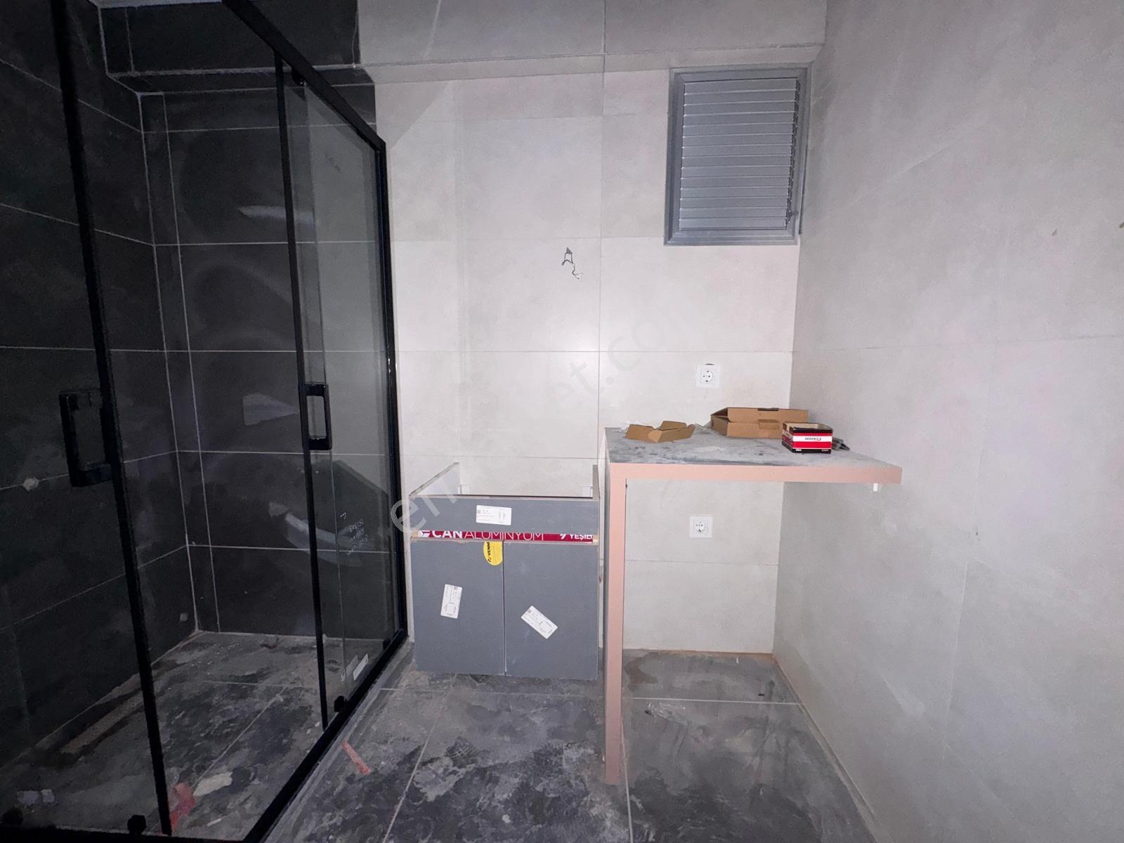 Yeni Girne Caddesinde Prestijli Binada Satılık 2+1 Daire - Görsel 18