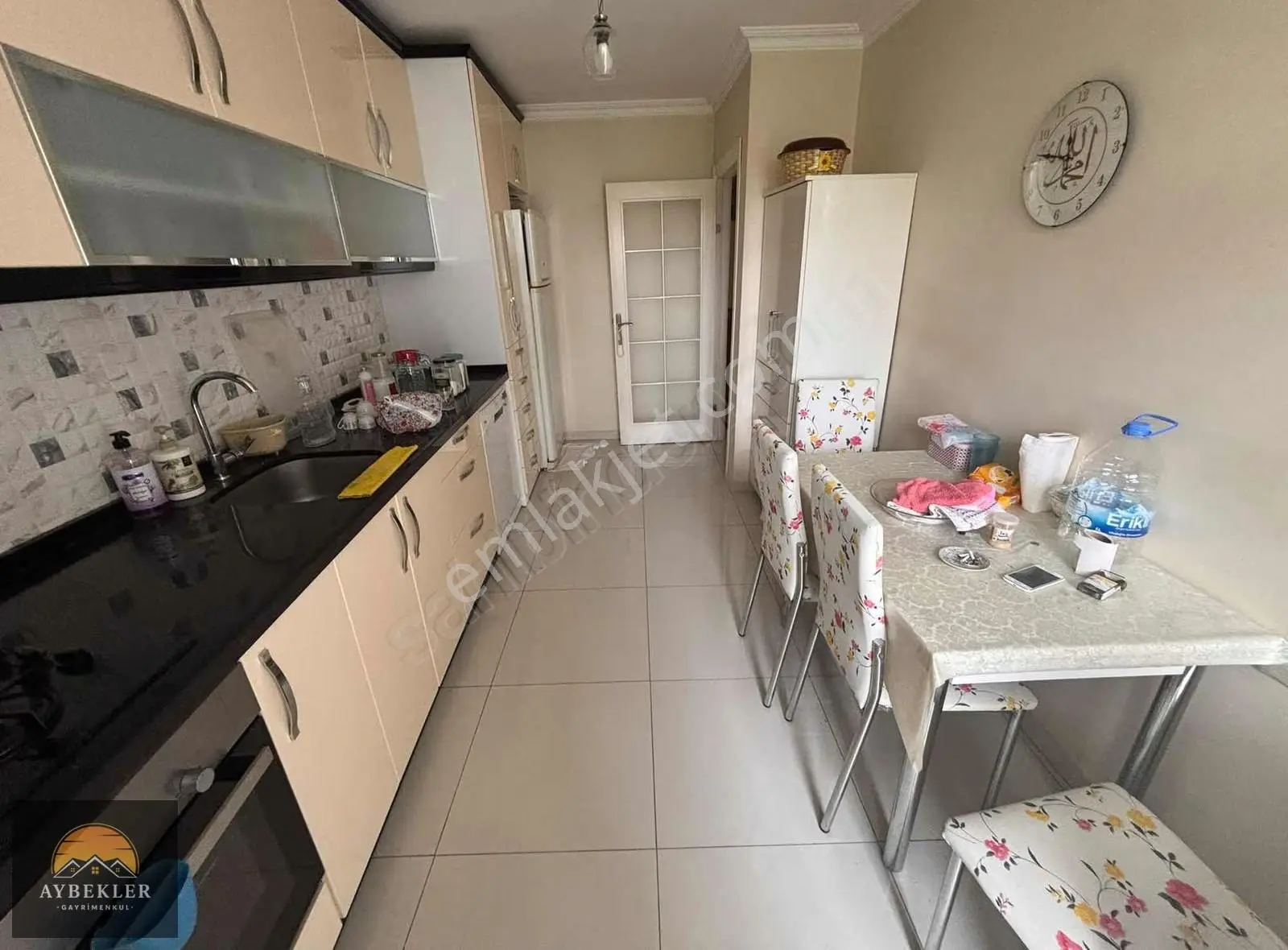 Sefaköy Merkez'de 3+1 K.uygun Ebeveyn Banyo-çift Balkon - Görsel 4