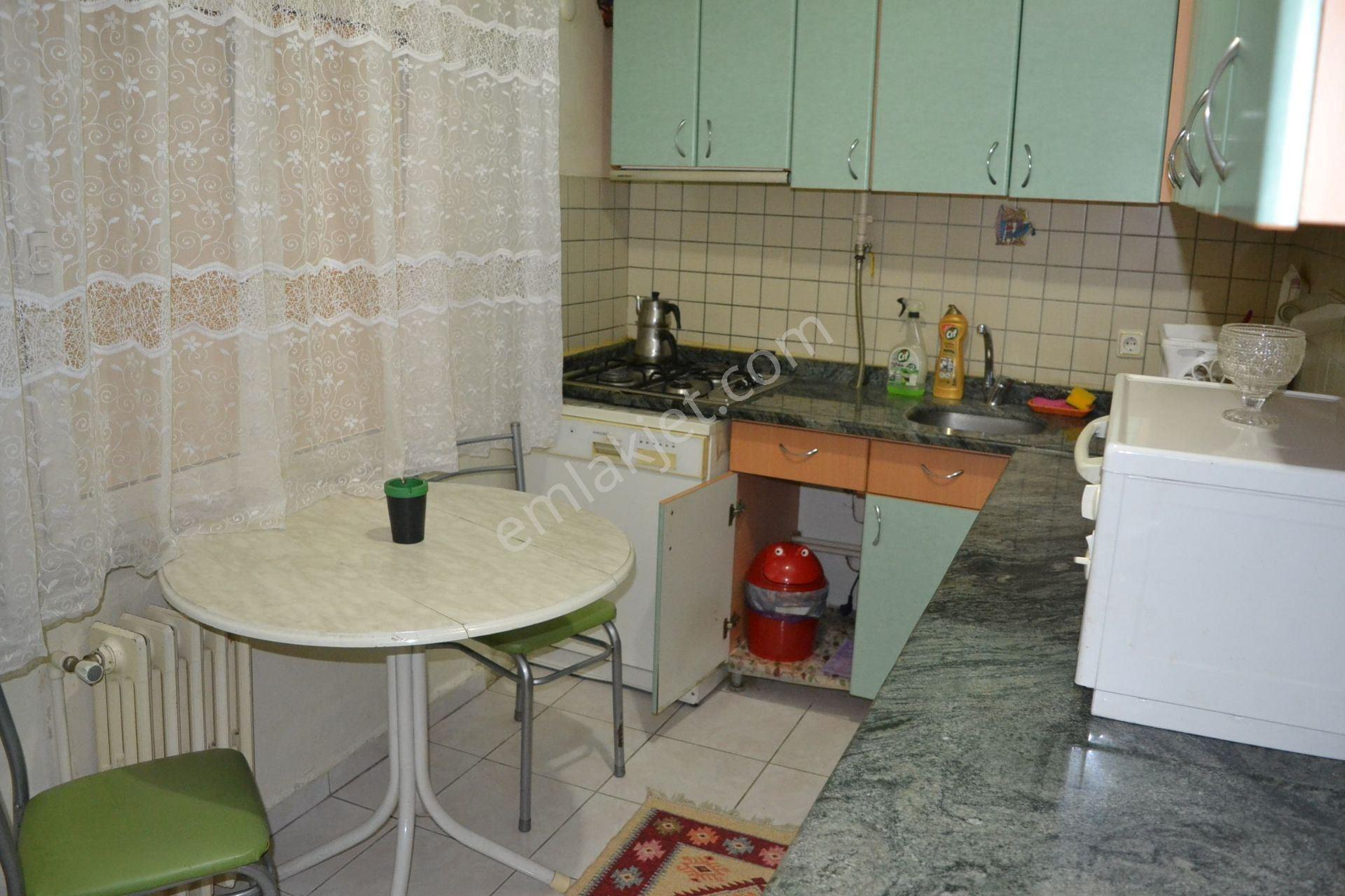 Lüleburgaz Çarşı Merkezde Eşyalı Kiralık 2+1 Daire - Görsel 8