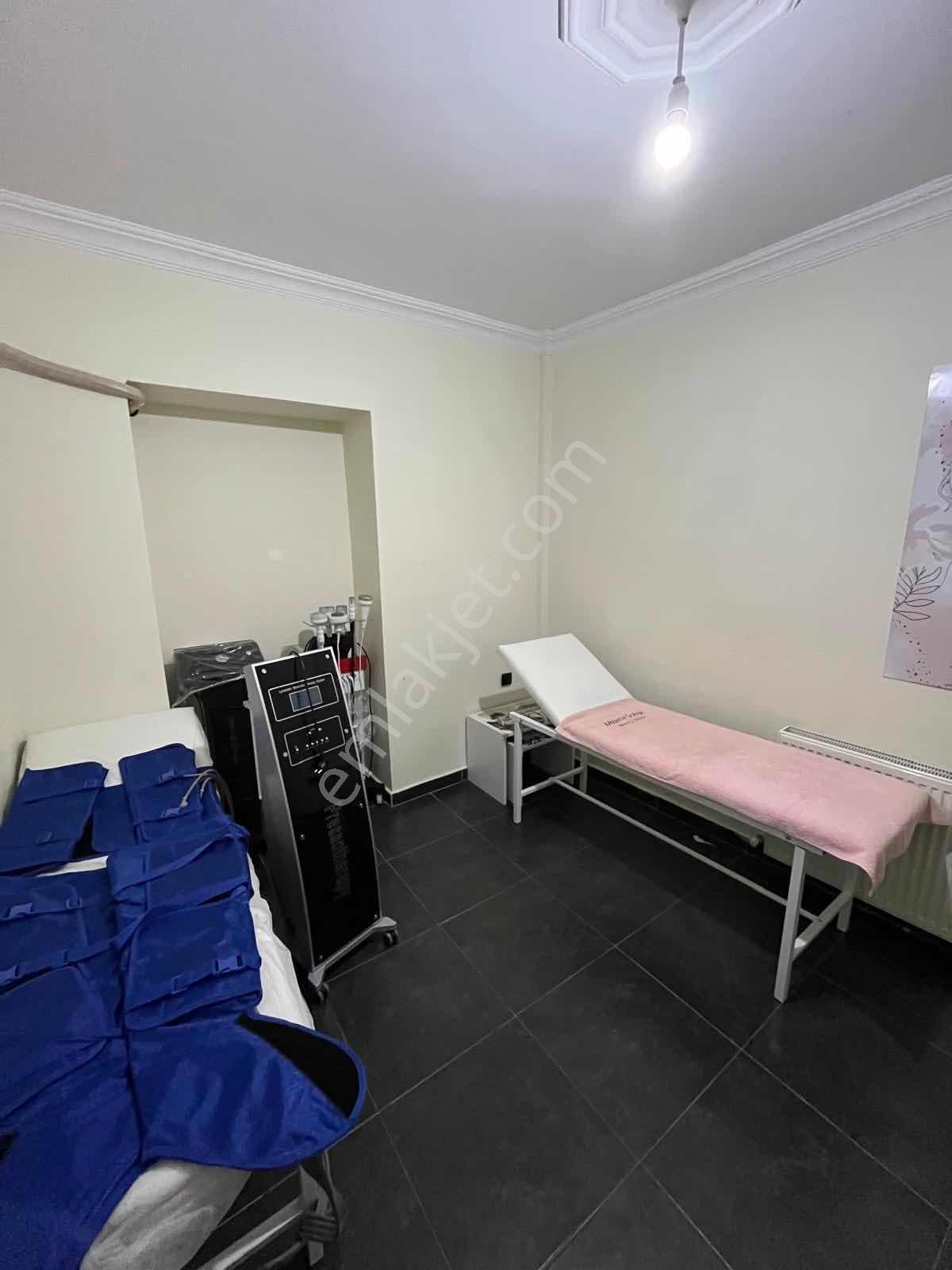 Ayşe Emlak'tan Devren Kiralık Güzelik Merkezi - Görsel 8
