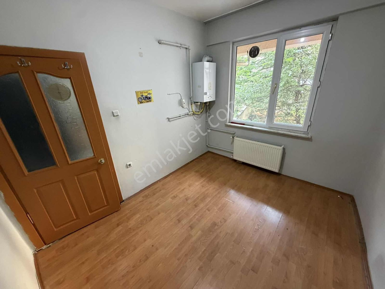 Akademi'den Aöf Yakını Depozitosuz Kiralık 1+1 - Görsel 11