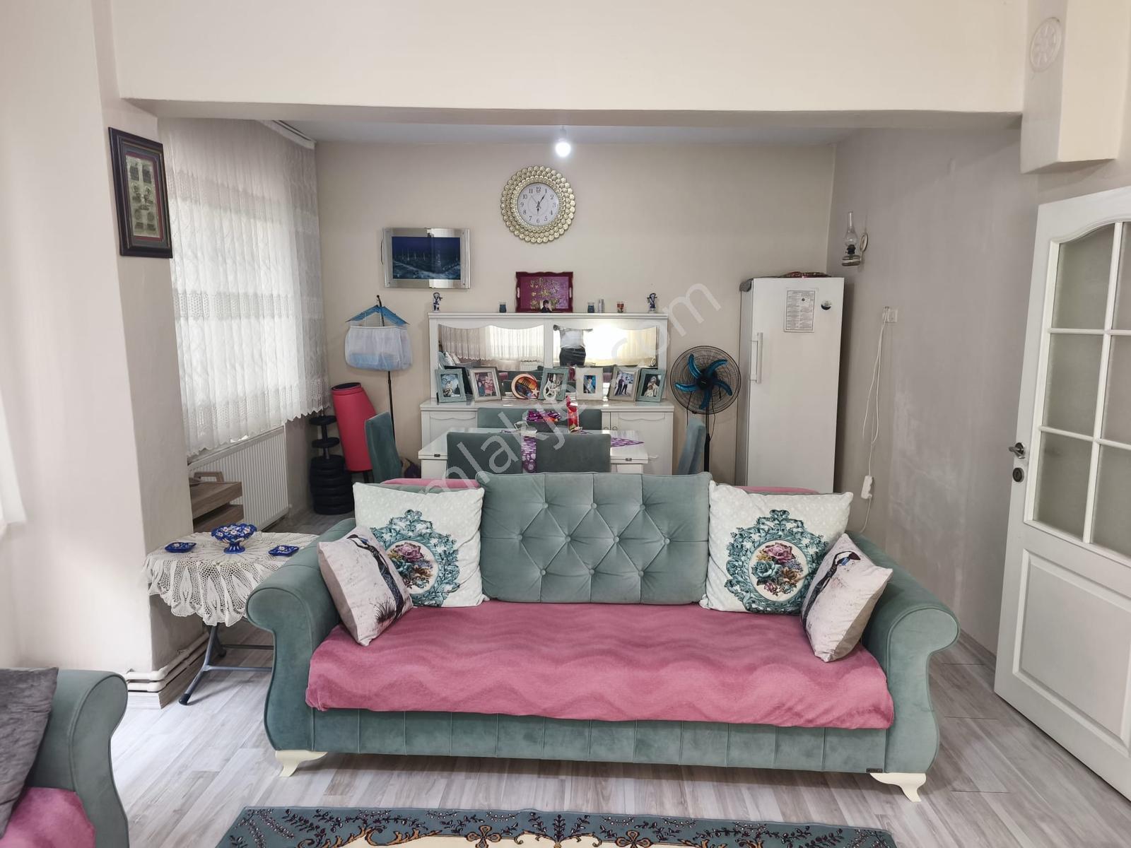 Remax Natural'den Yüzbaşılarda Satılık 2+1 - Görsel 13