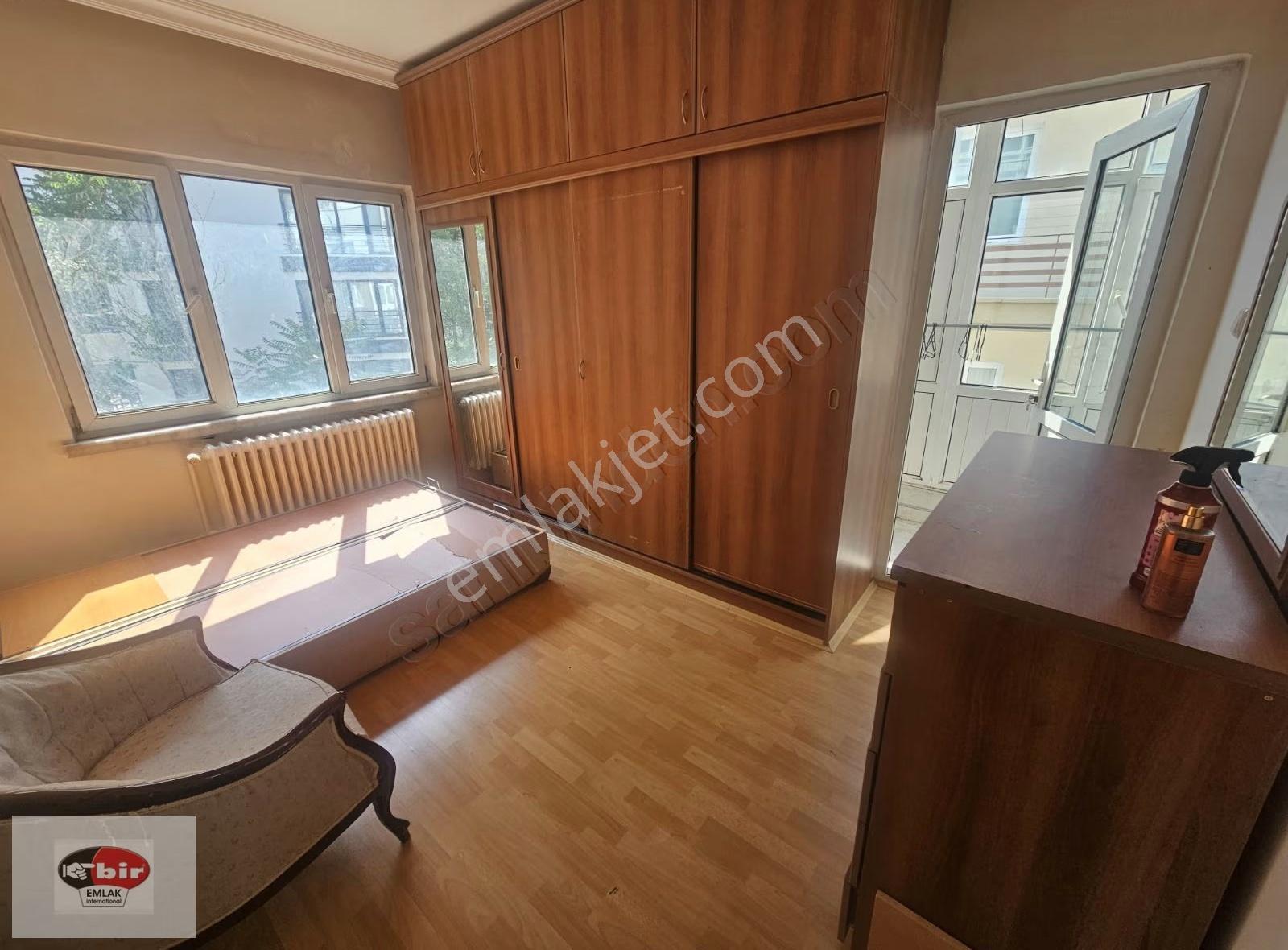 Esat Başak Sokak'ta 3+1 Kiralık Daire - Görsel 5