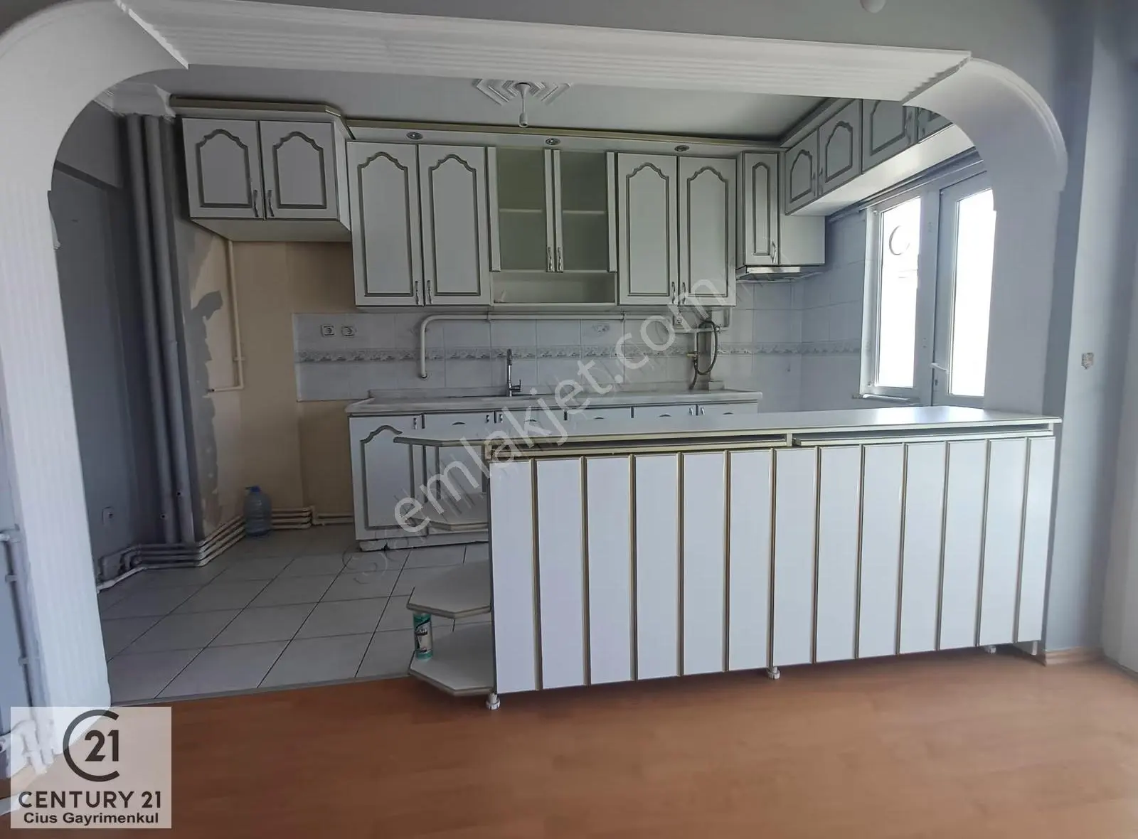 C21 Cius; Cumhuriyet'te 3+1 Arakat Deniz Manzaralı Kiralık Daire - Görsel 7