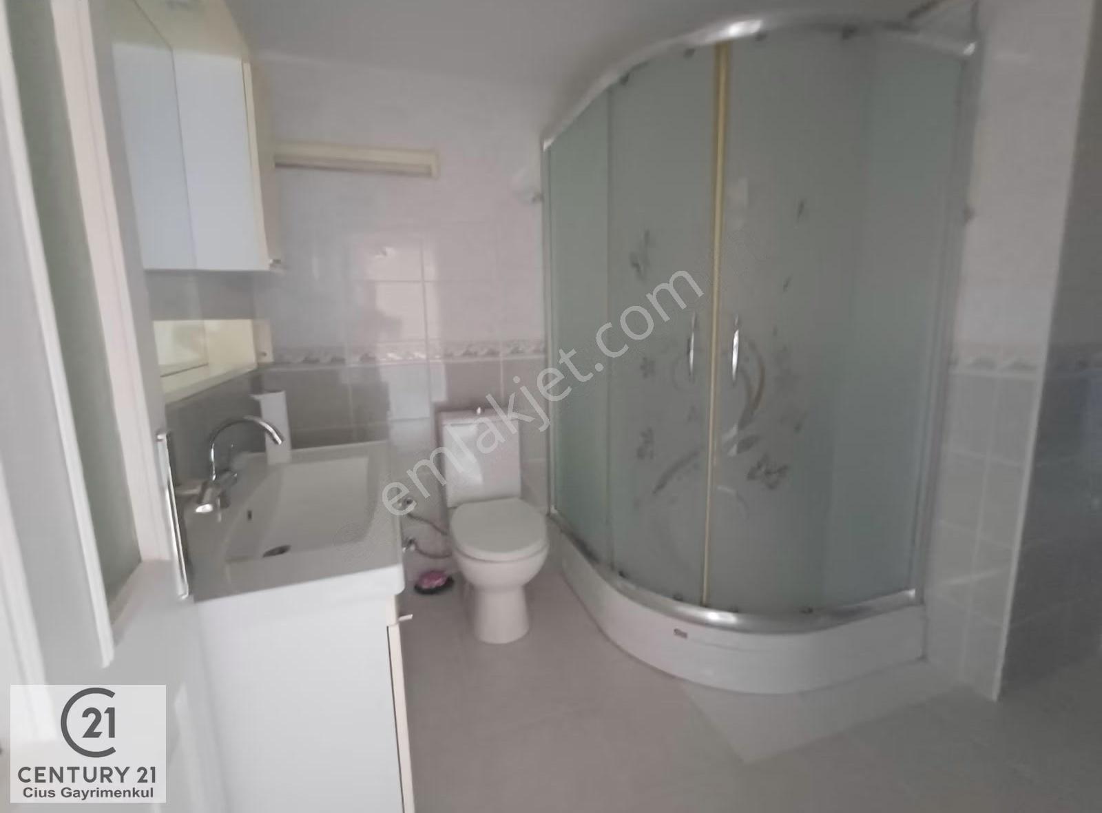 C21 Cius; Cumhuriyet'te 3+1 Arakat Deniz Manzaralı Kiralık Daire - Görsel 25