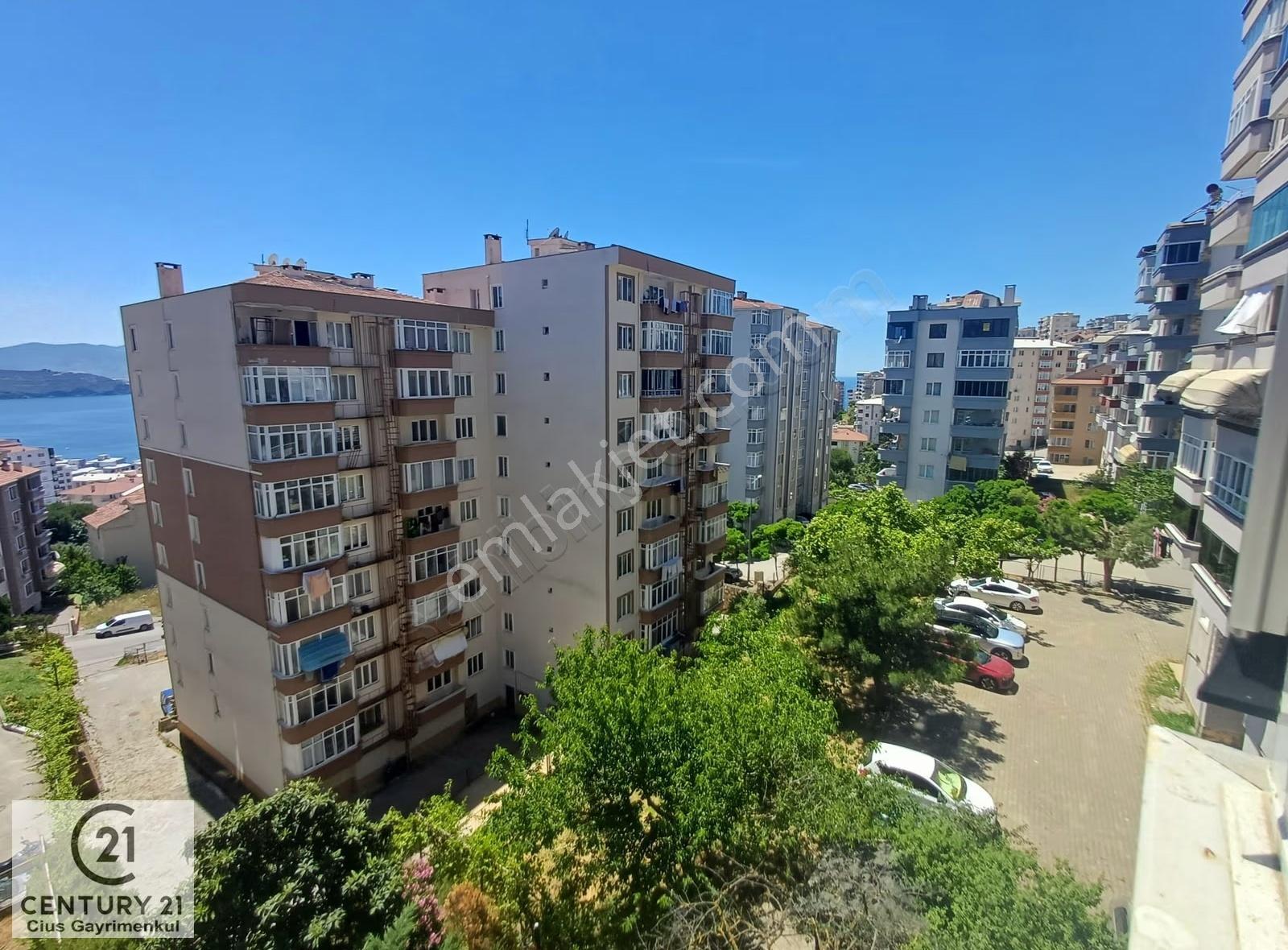 C21 Cius; Cumhuriyet'te 3+1 Arakat Deniz Manzaralı Kiralık Daire - Görsel 2