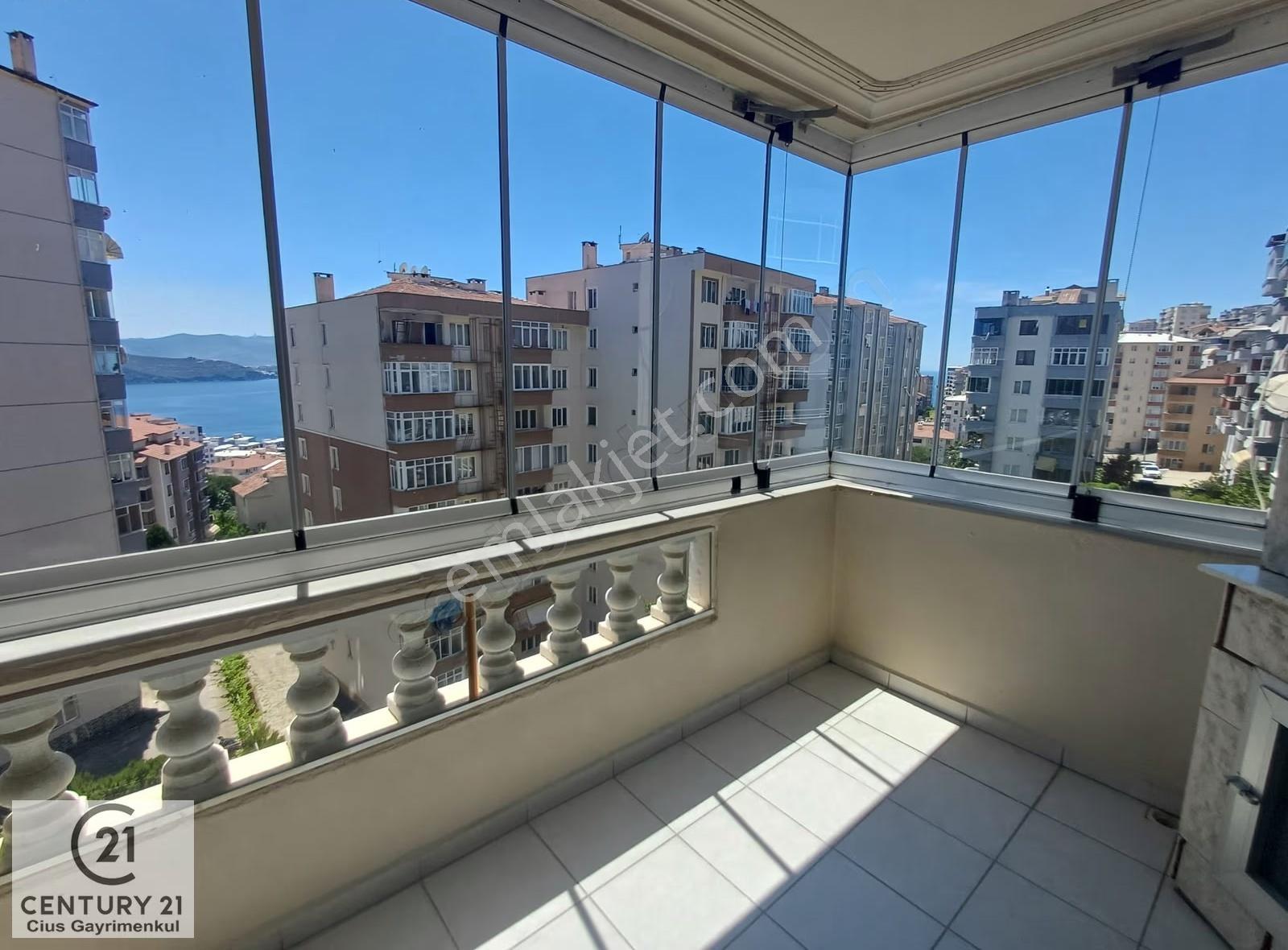 C21 Cius; Cumhuriyet'te 3+1 Arakat Deniz Manzaralı Kiralık Daire