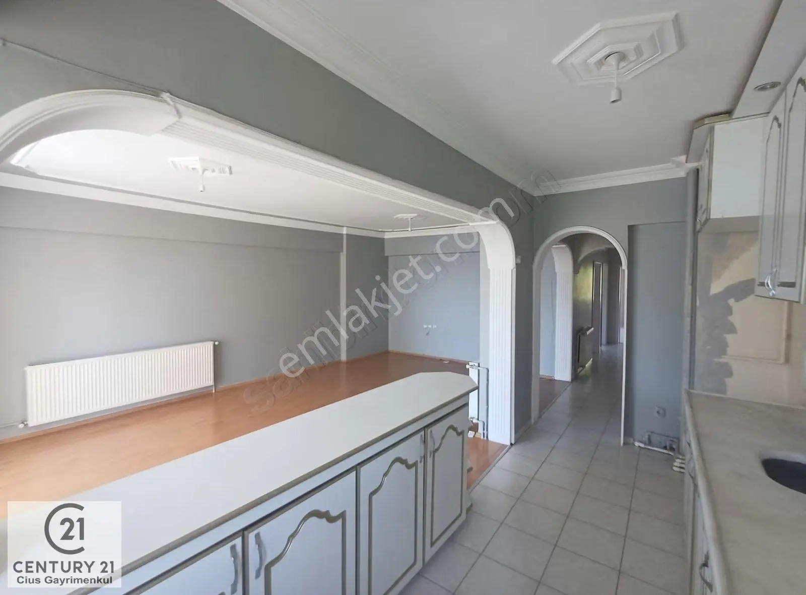 C21 Cius; Cumhuriyet'te 3+1 Arakat Deniz Manzaralı Kiralık Daire - Görsel 17