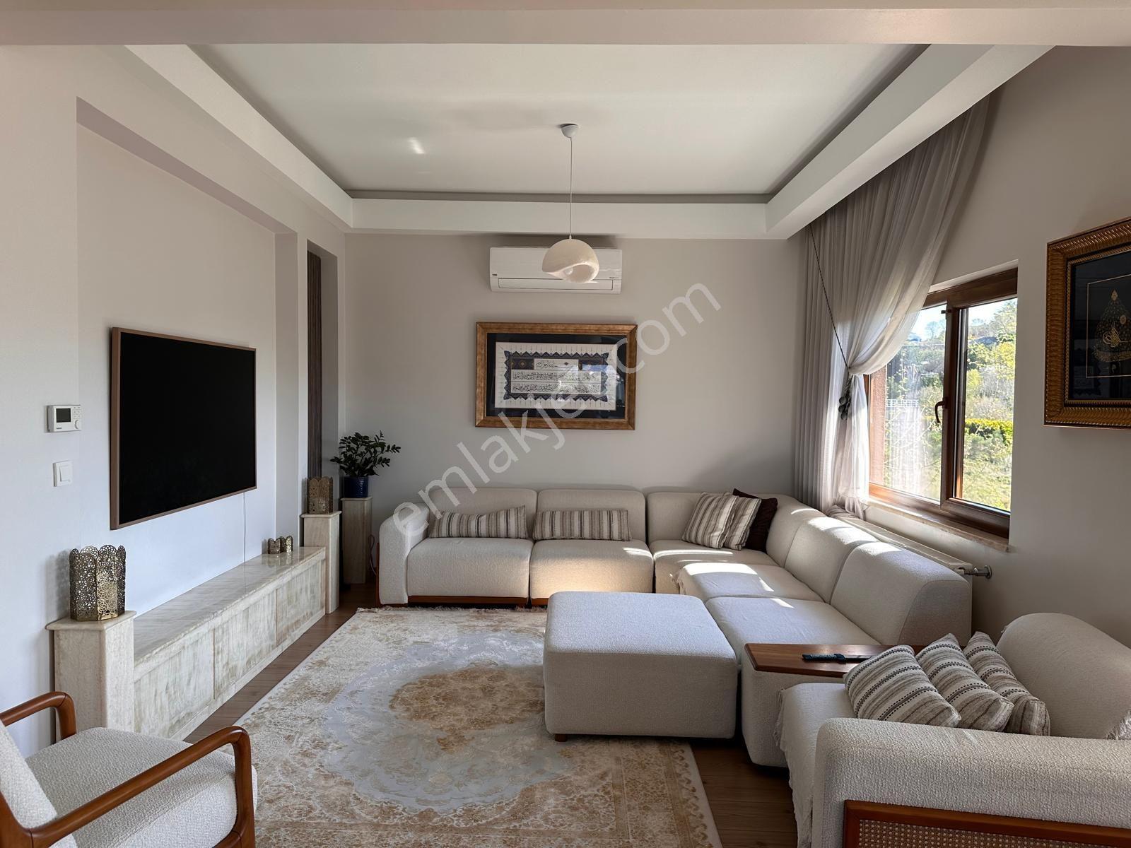 Muhteşem Manzaralı, Asansörlü Kiralık Lüx 5+2 Triplex Villa - Görsel 24