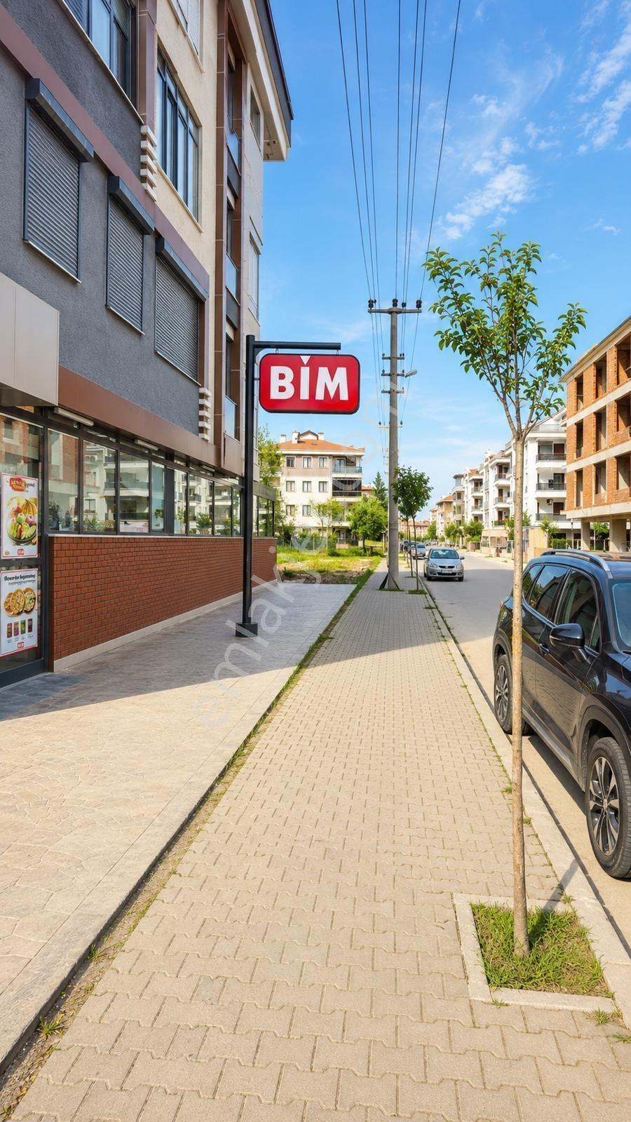 Yalova Gop Mah.'de 3+1 Ebeveyn Banyolu Geniş Ferah Kiralık Daire - Görsel 11