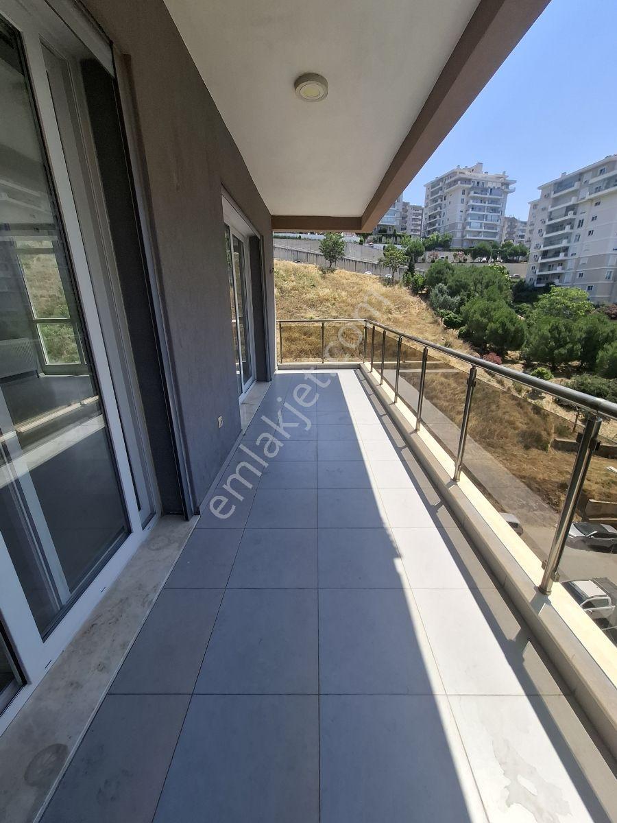 Bayraklı Seyir Tepe De Kiralık Daire - Görsel 19