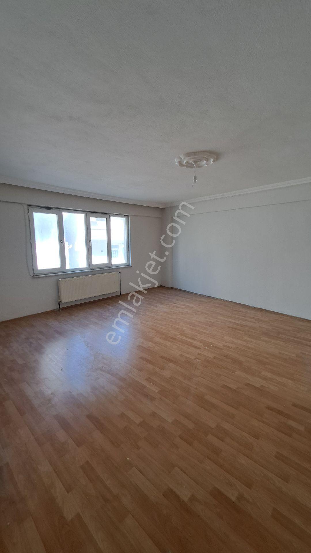 Hastane Karşısı Kiralık2+1