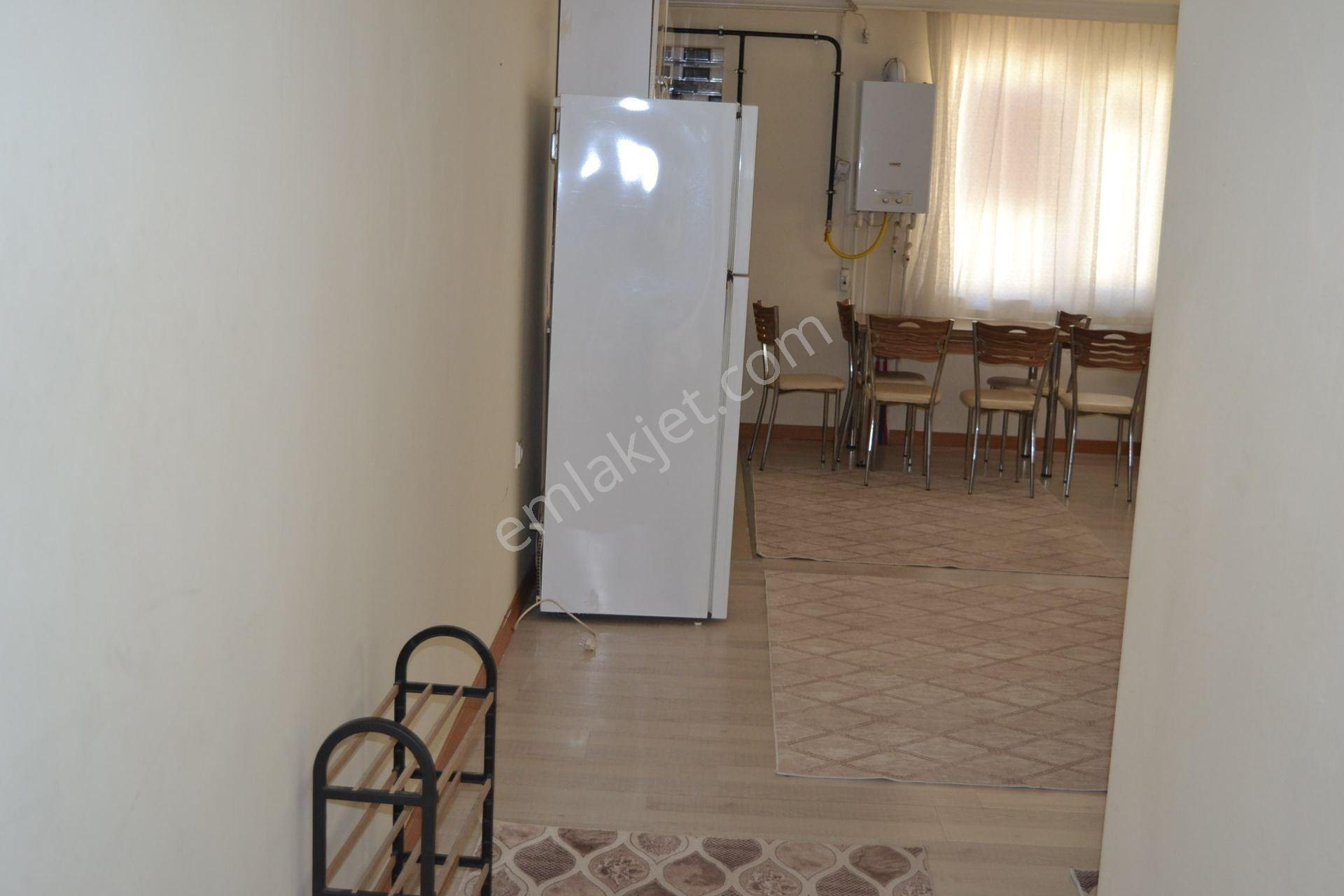 Lüleburgaz Çarşı Merkezde Satılık 1+1 Eşyalı Daire - Görsel 3